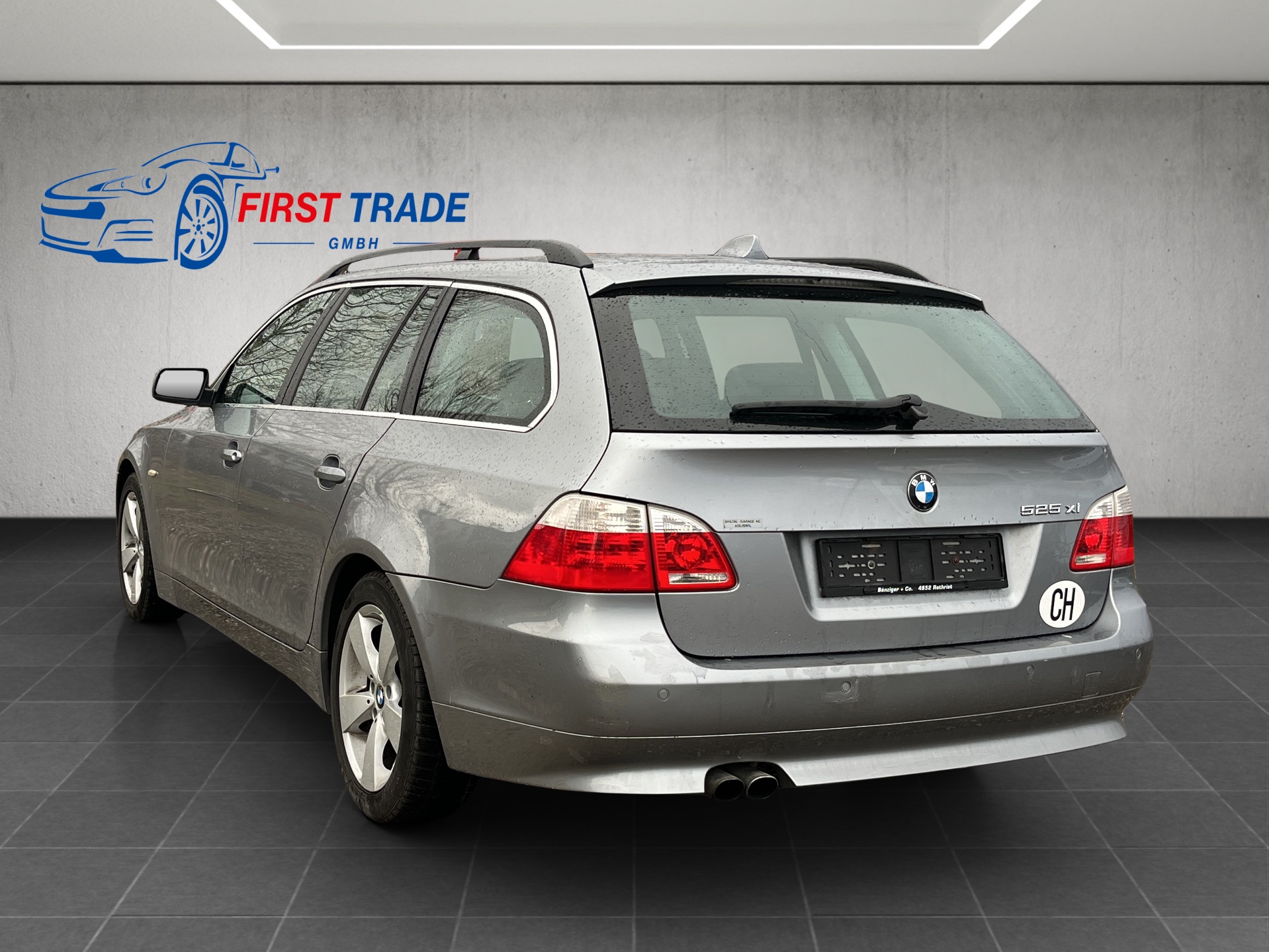BMW 525xi Touring-image-6