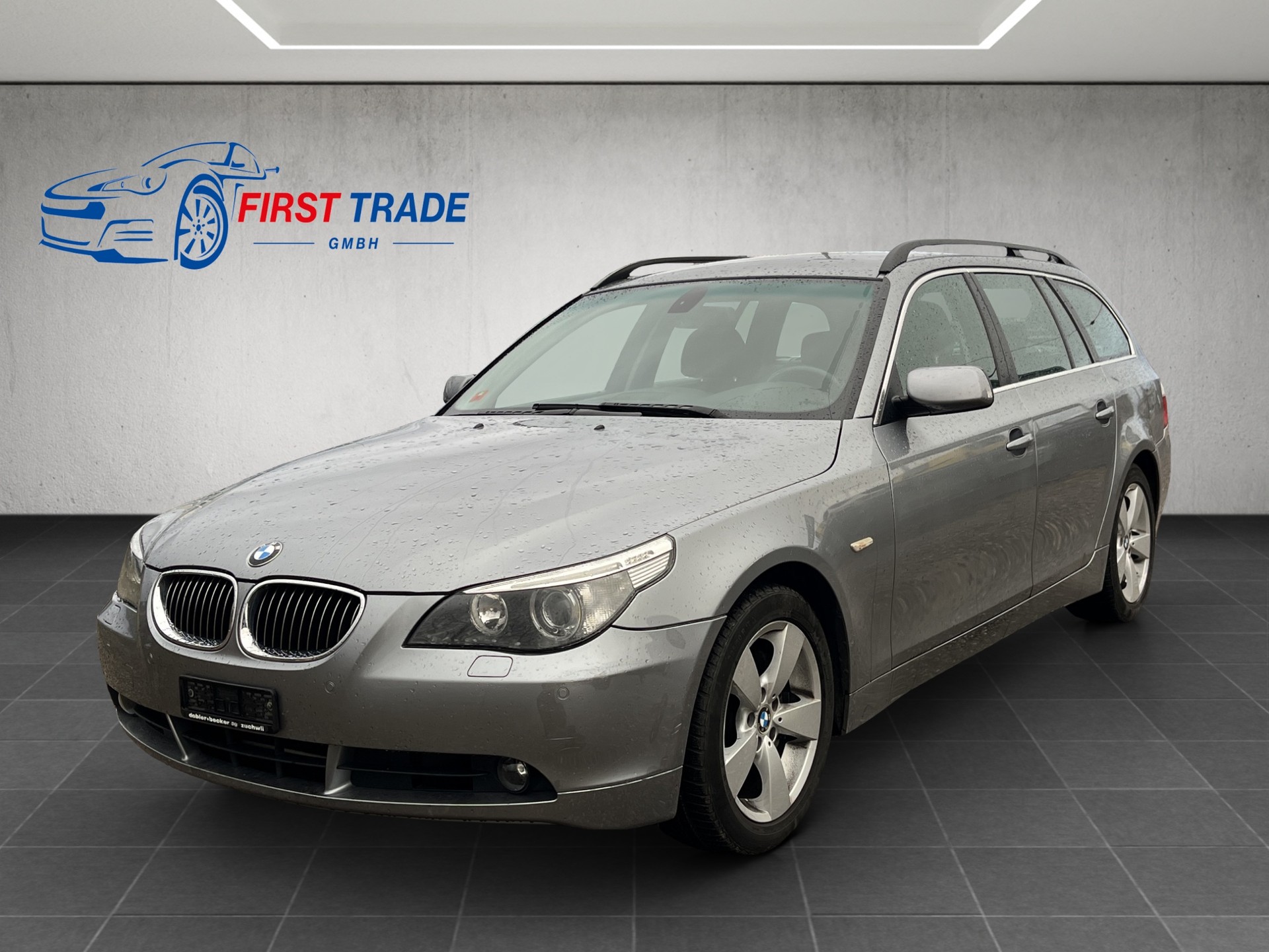 BMW 525xi Touring-image-0