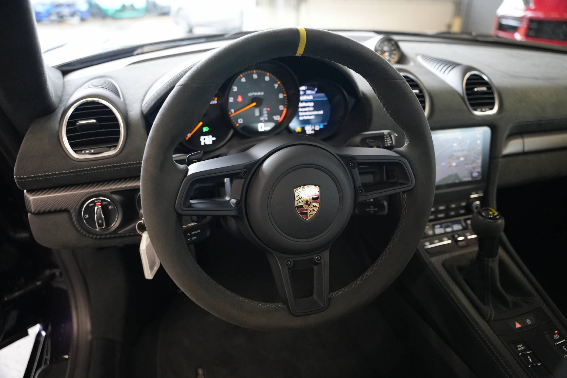 PORSCHE Cayman 718 GT4 RS PDK Weissach-image-12