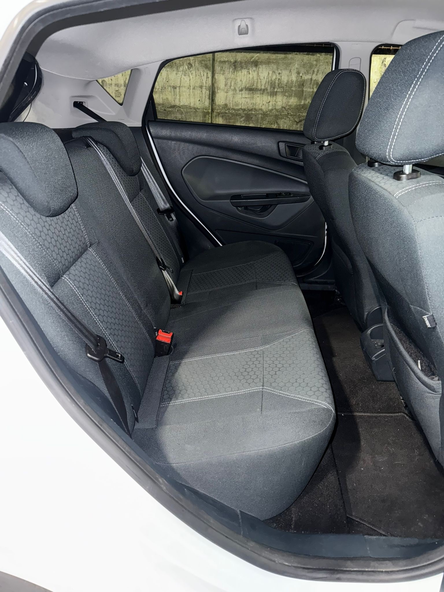 FORD Fiesta 1.4 16V Colourline //AB MFK!-image-11