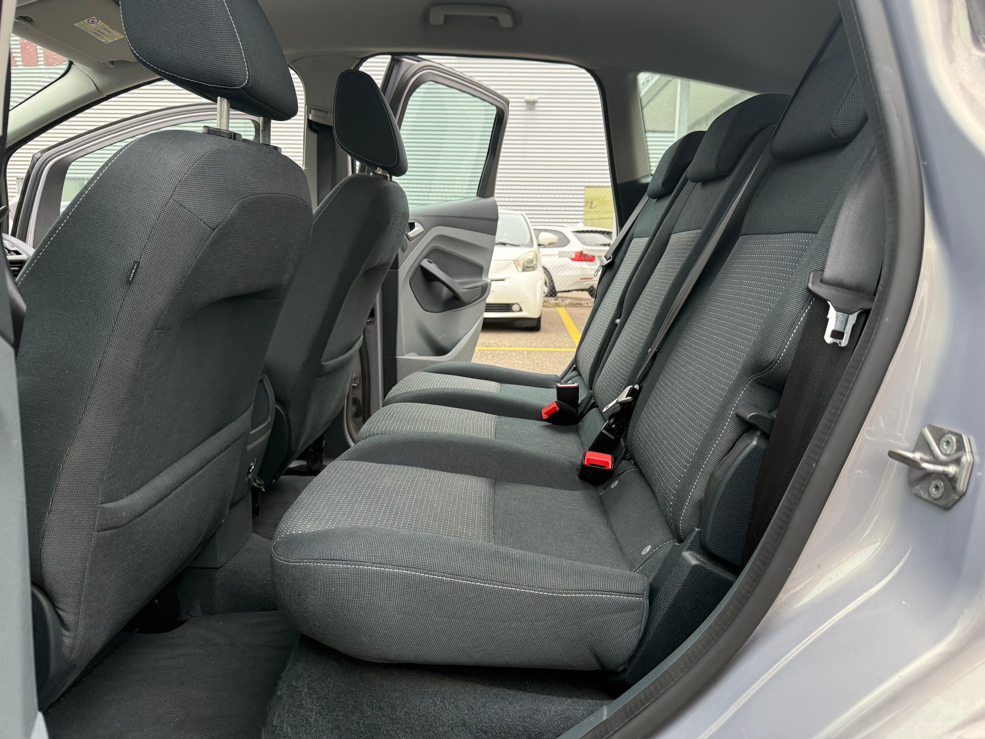 FORD C-Max 1.6 TDCi Carving-image-8