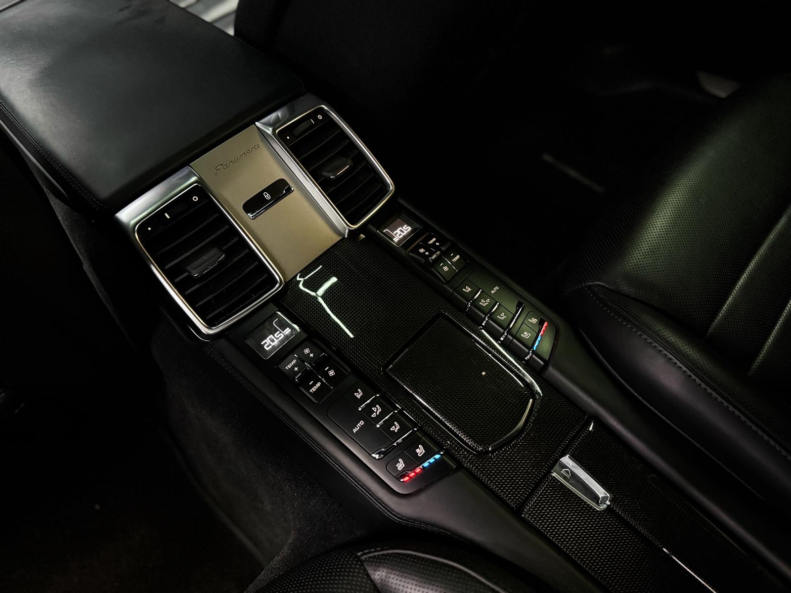 PORSCHE Panamera Turbo 4.8 PDK-image-24