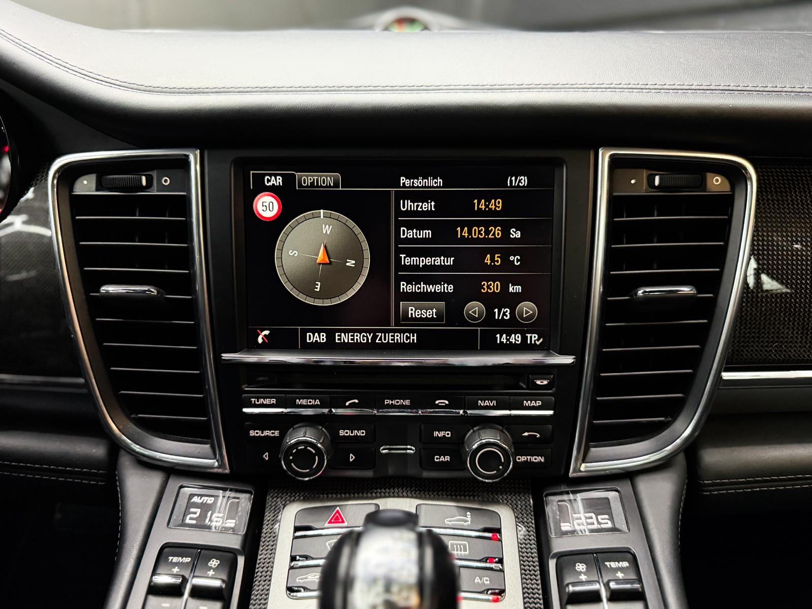 PORSCHE Panamera Turbo 4.8 PDK-image-16