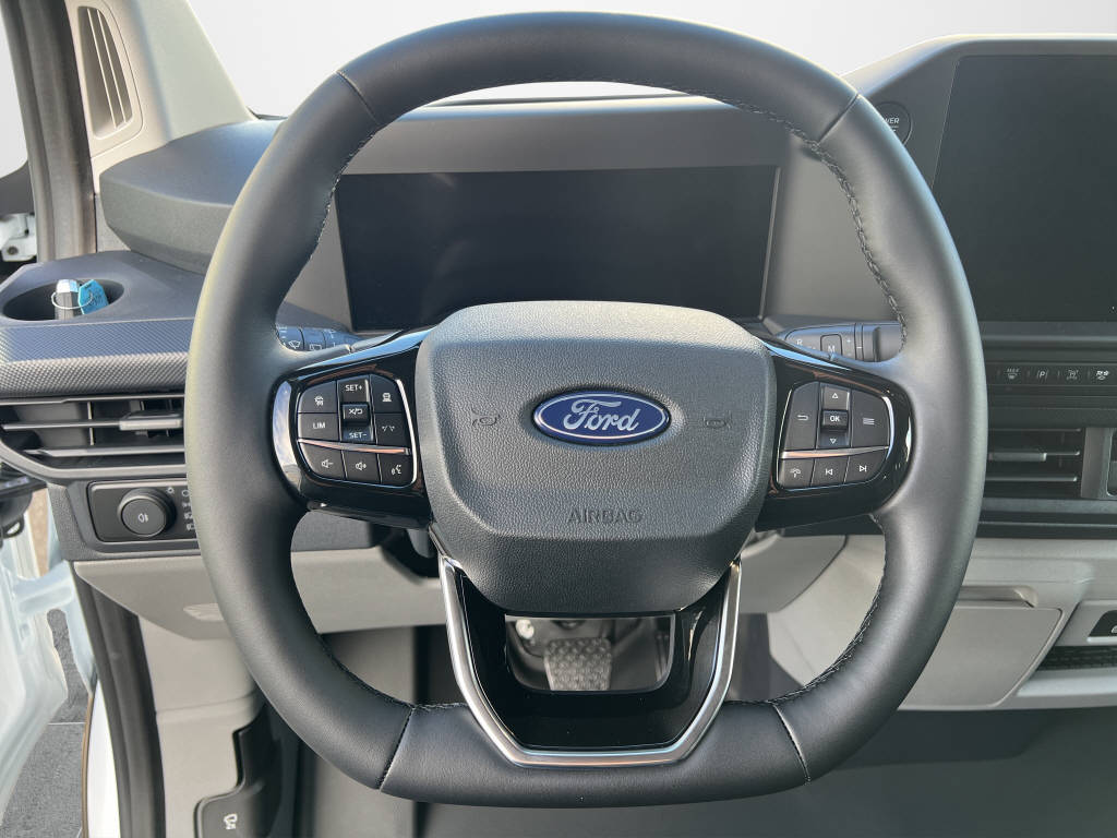 FORD Transit Custom Van 320 L2 2.0 EcoBlue 136 Trend-image-9
