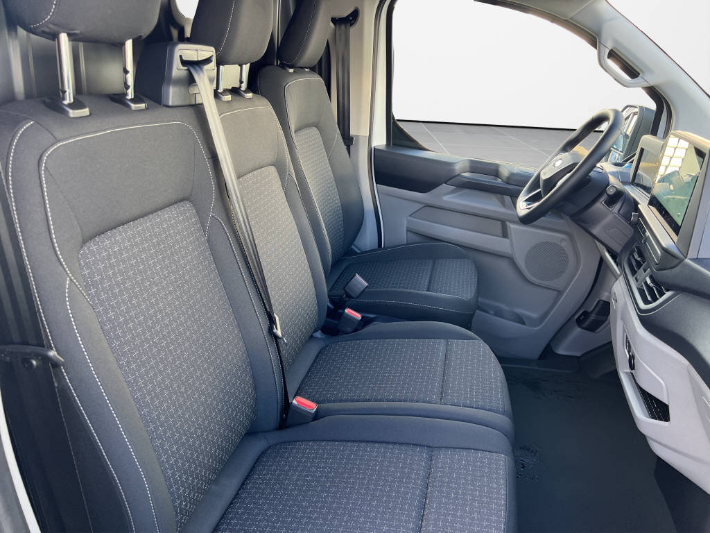 FORD Transit Custom Van 320 L2 2.0 EcoBlue 136 Trend-image-14