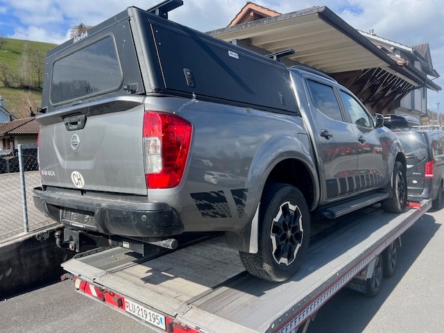 NISSAN Navara Double Cab N-Guard 2.3 dCi 4WD-image-8