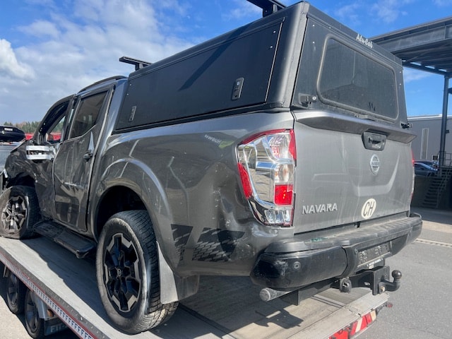NISSAN Navara Double Cab N-Guard 2.3 dCi 4WD-image-6