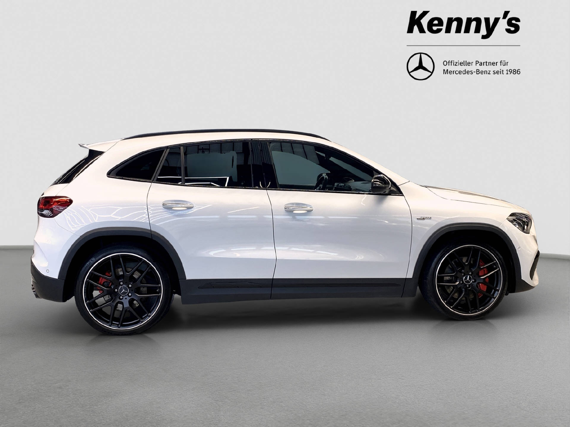 MERCEDES-BENZ GLA 45 S AMG 4MATIC+-image-3