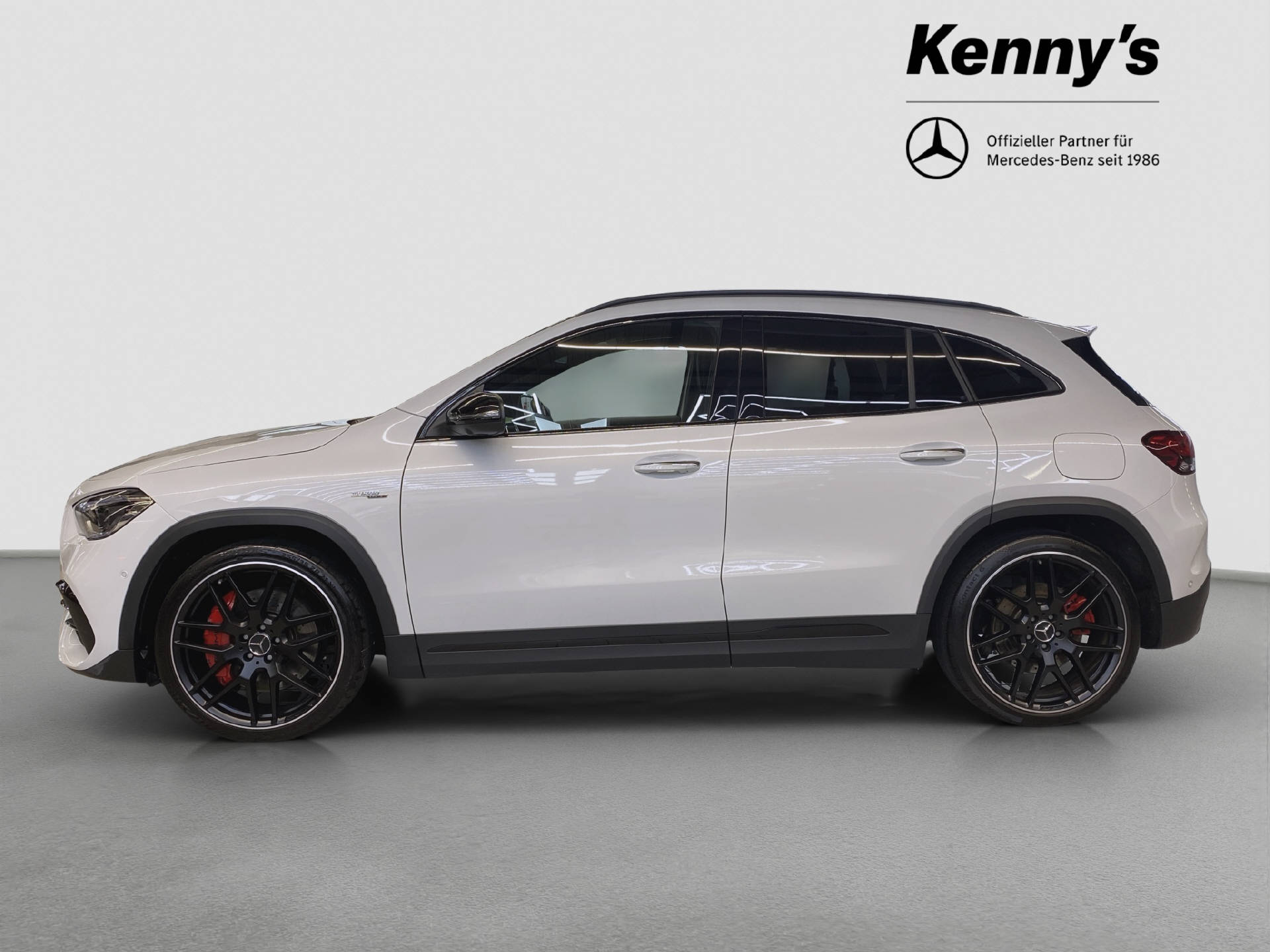 MERCEDES-BENZ GLA 45 S AMG 4MATIC+-image-2