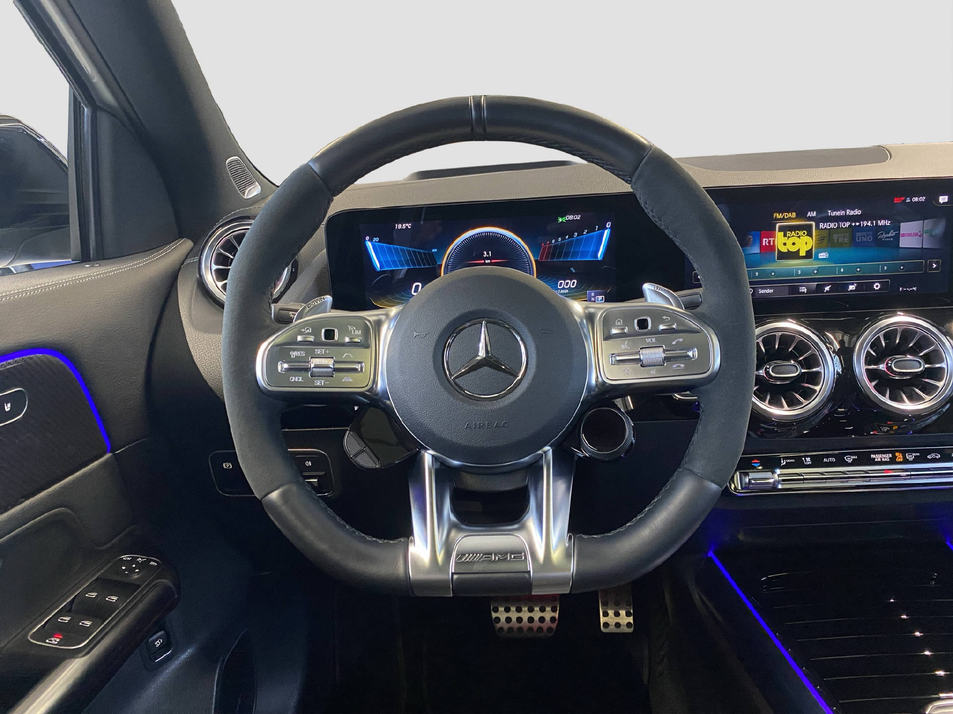 MERCEDES-BENZ GLA 45 S AMG 4MATIC+-image-9