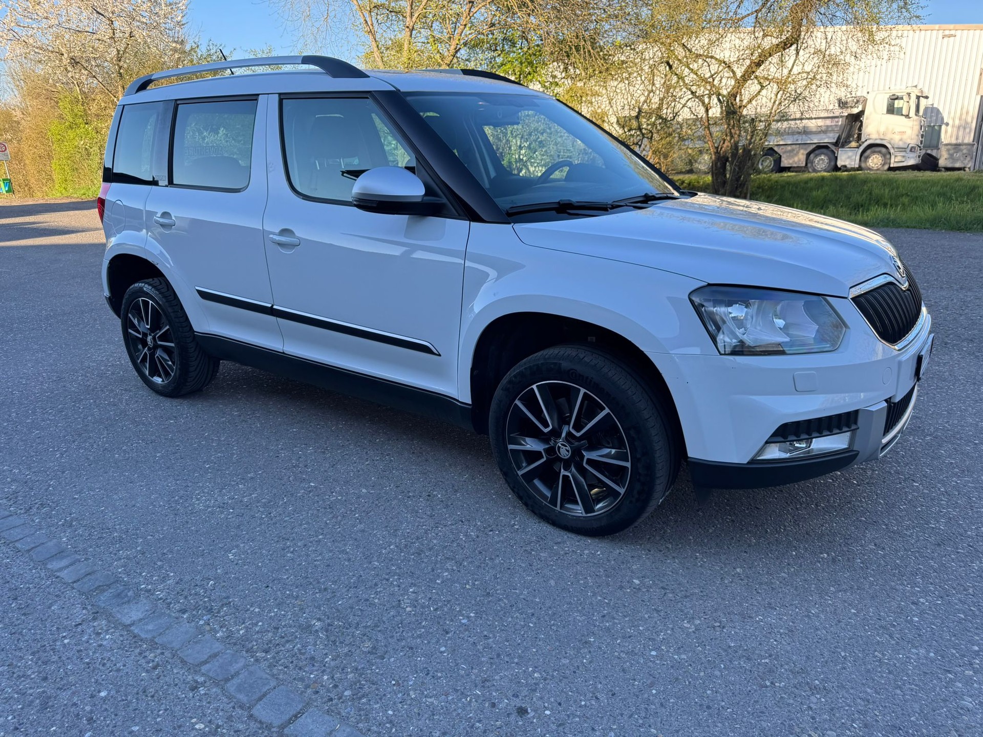 SKODA Yeti 2.0 TDI Outdoor Adventure 4x4 DSG-image-1