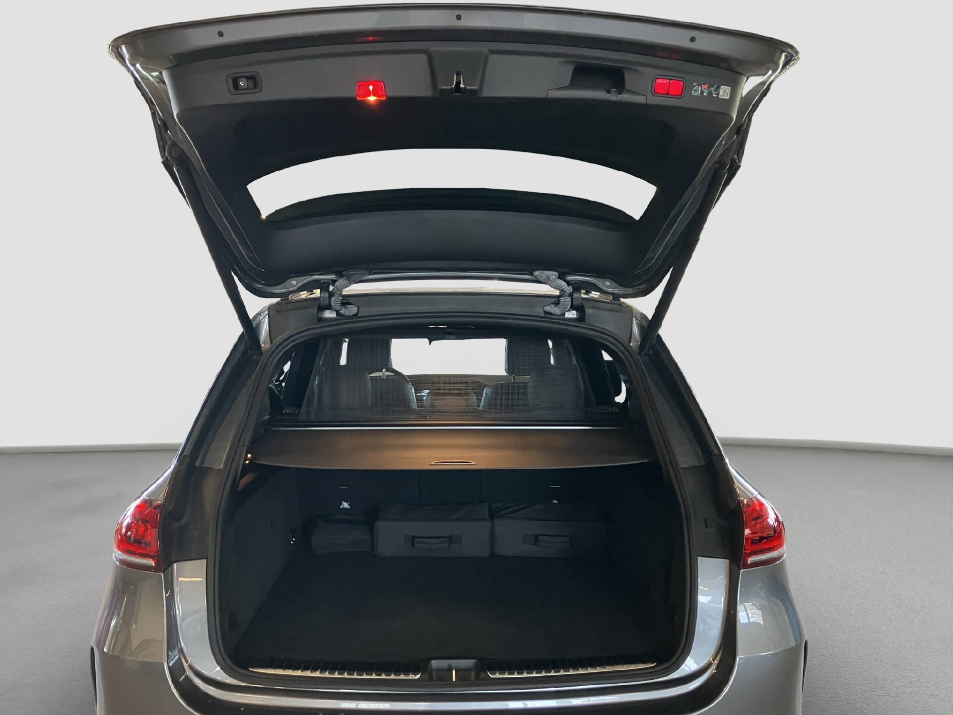 MERCEDES-BENZ GLE 350 de AMG Line 4MATIC-image-13