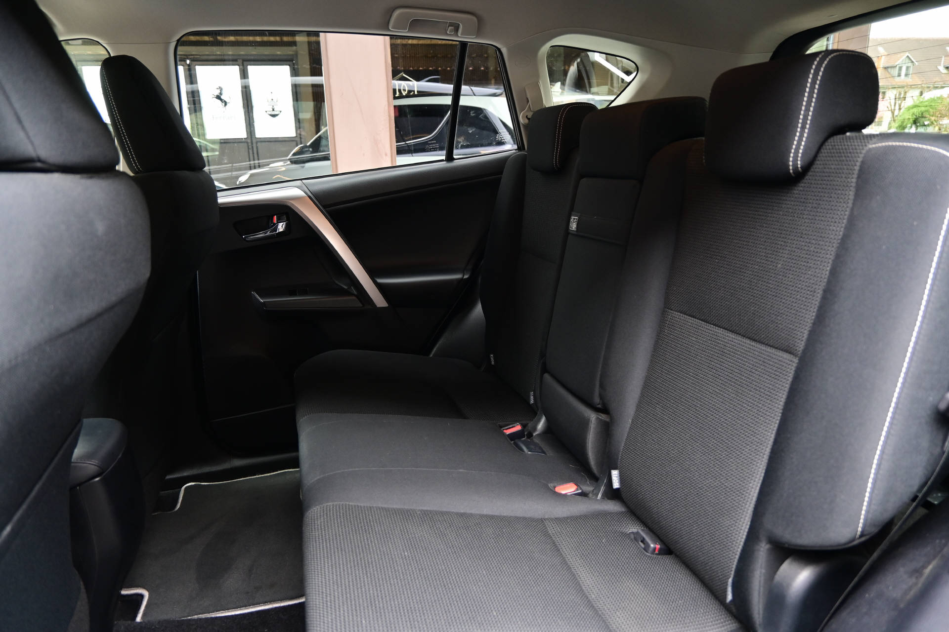 TOYOTA RAV-4 2.5 HSD Team *Spurhalteassistent*Abstandstempomat*-image-15