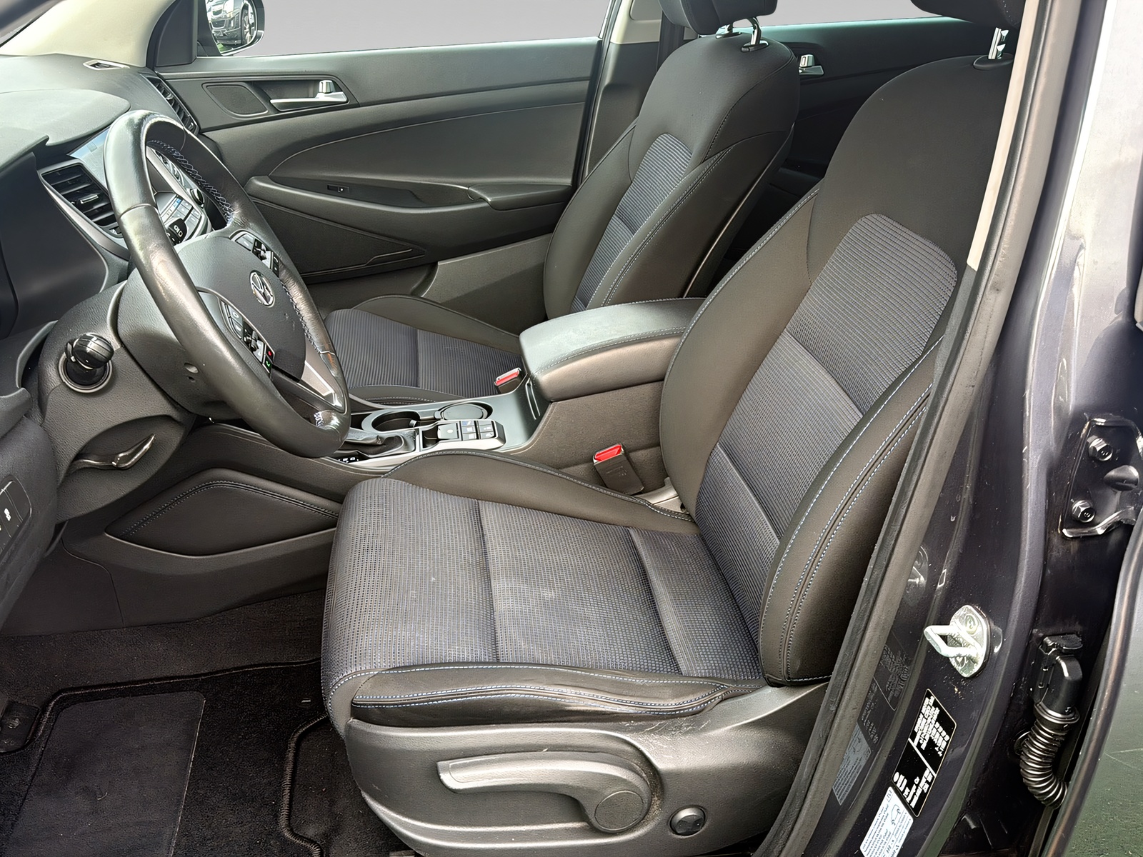 HYUNDAI Tucson 1.6 TGDI Vertex 4WD Automatic-image-10