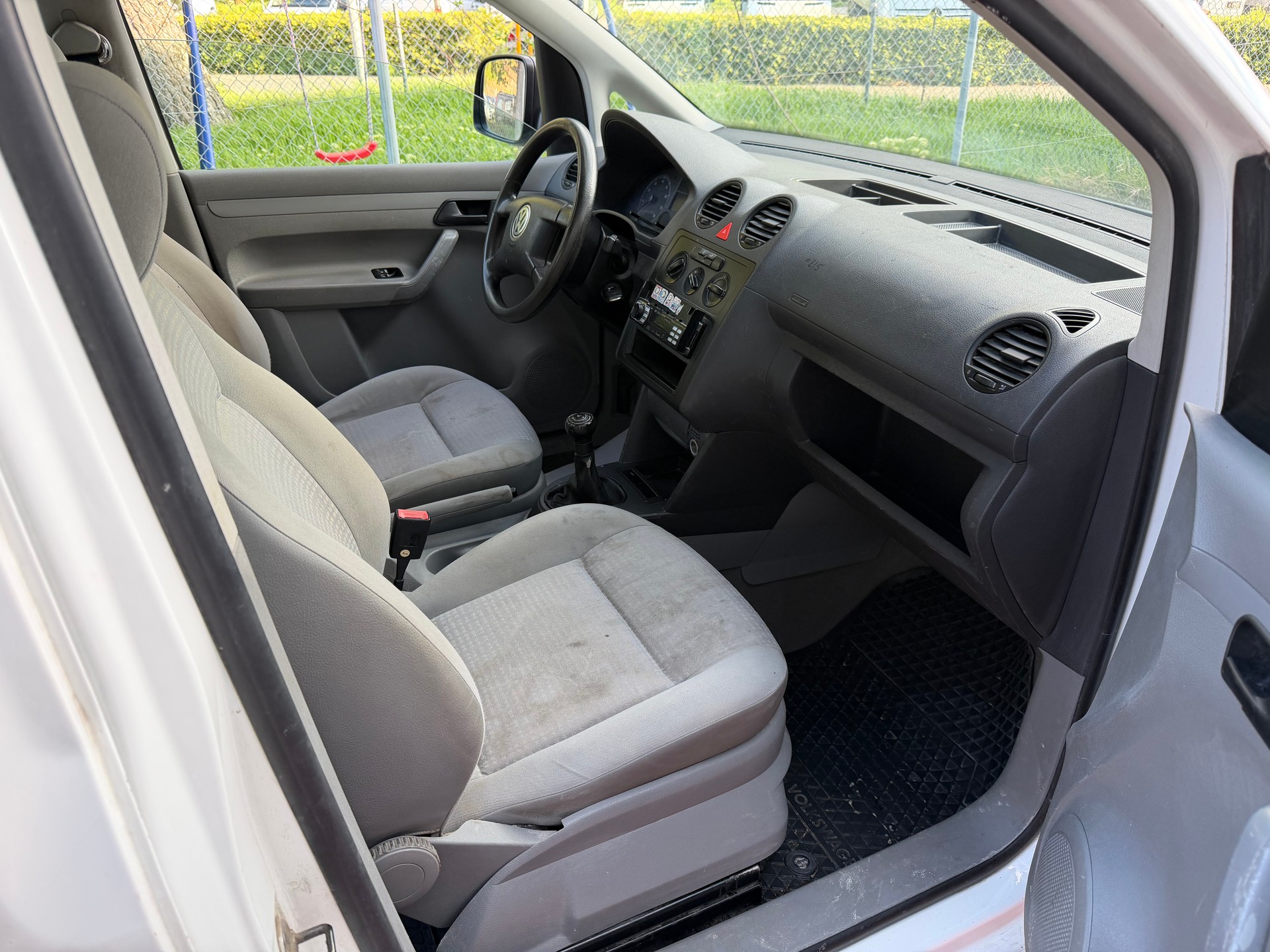 VW Caddy Life 1.6-image-9