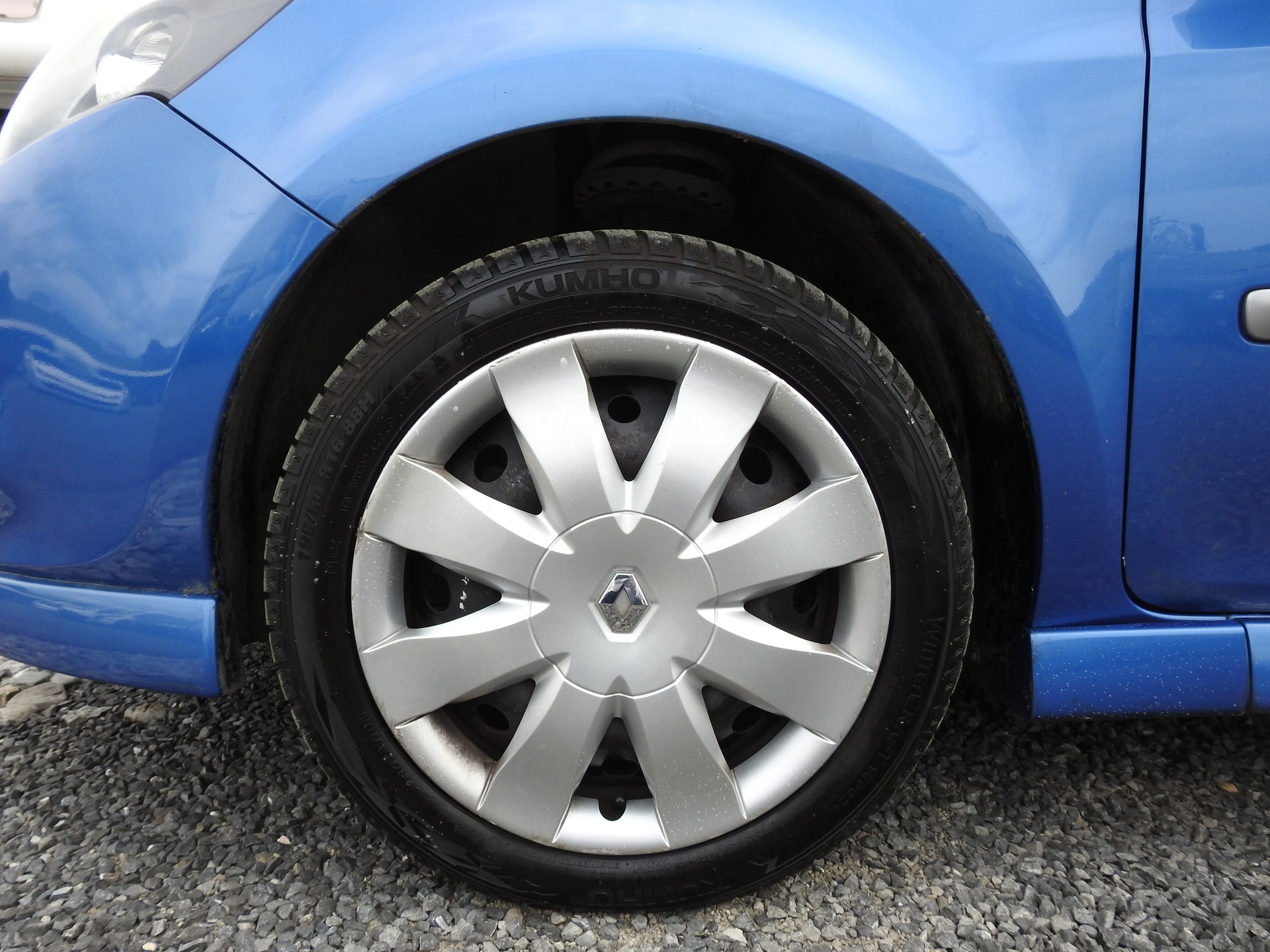 RENAULT Clio 2.0 16V GT-image-8