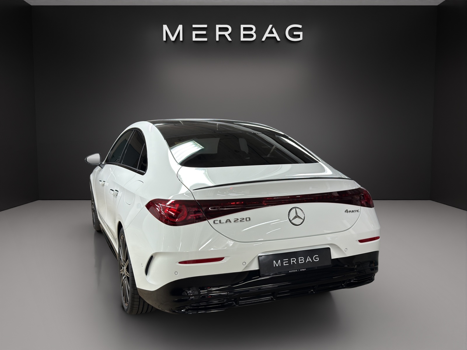 MERCEDES-BENZ CLA 220 4MATIC-image-2
