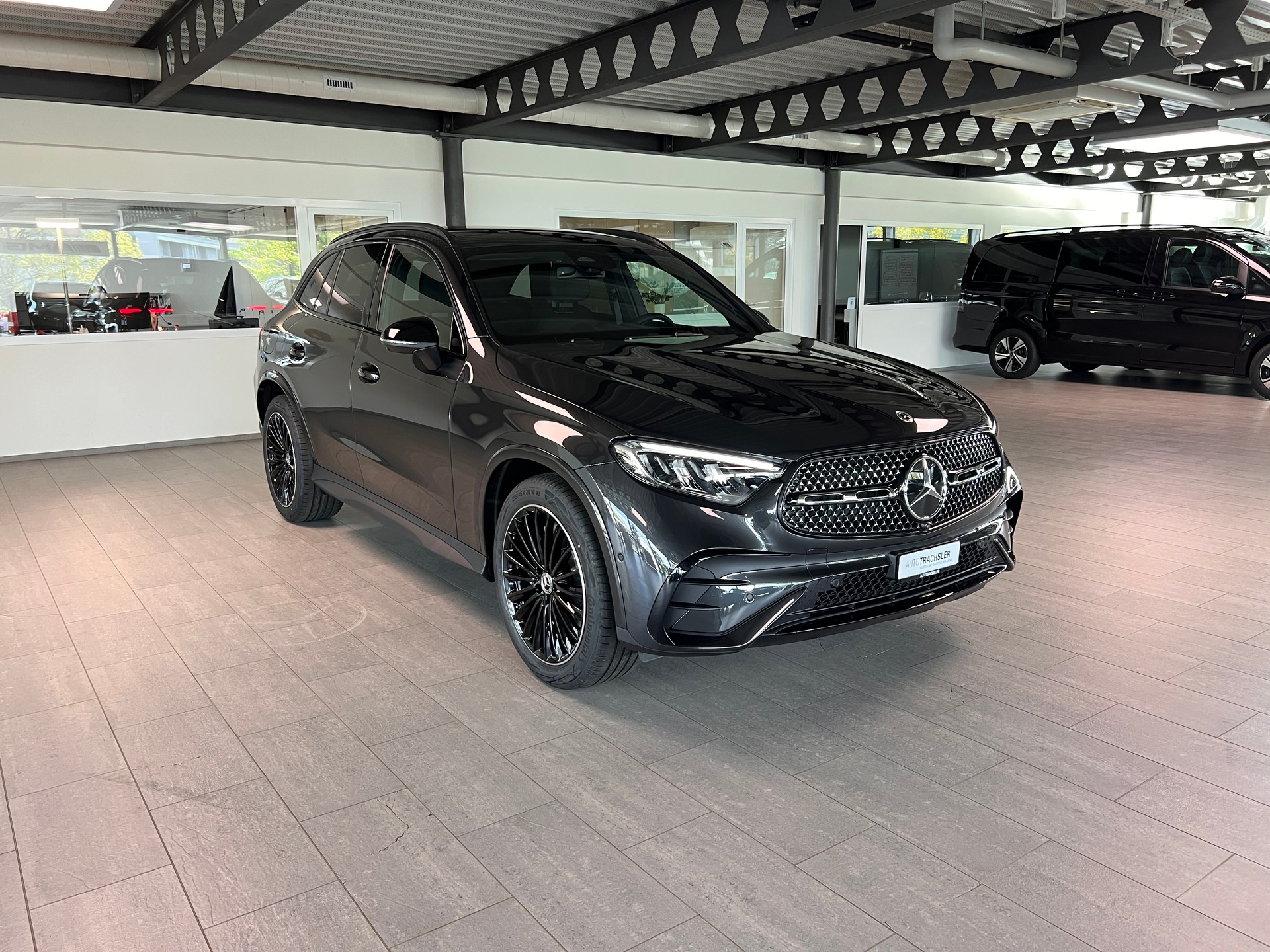 MERCEDES-BENZ GLC 200 4Matic 9G-Tronic-image-2