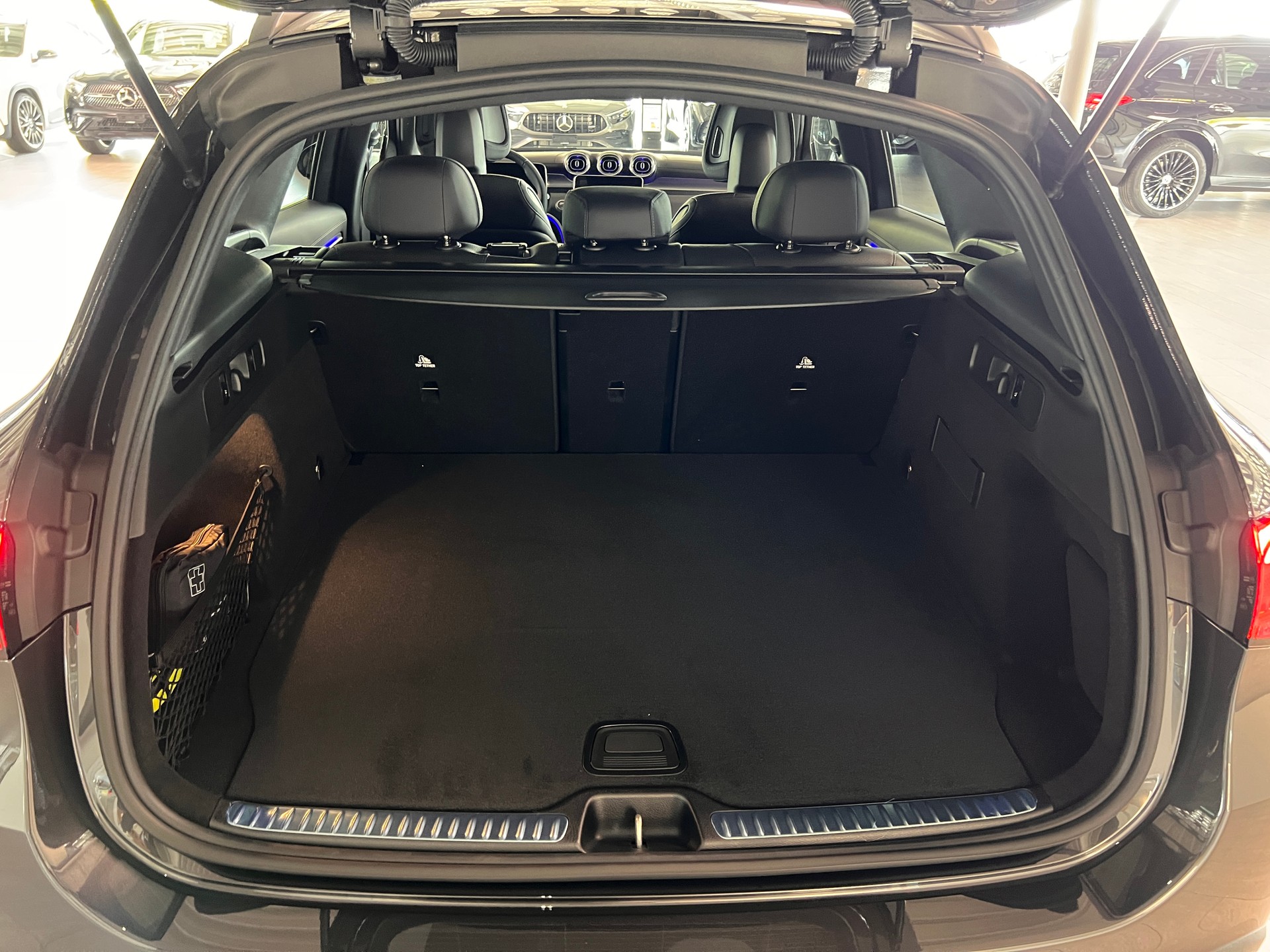 MERCEDES-BENZ GLC 200 4Matic 9G-Tronic-image-6
