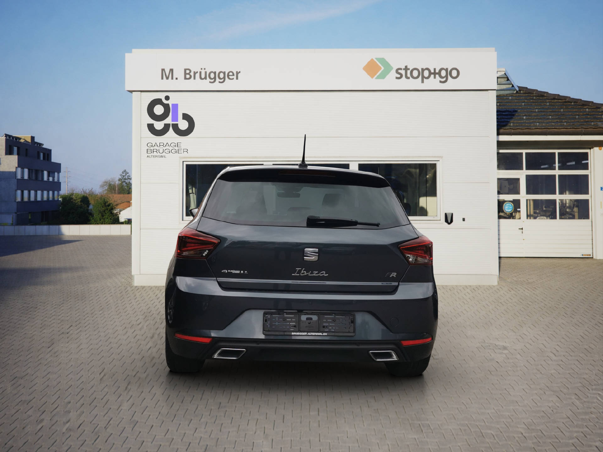 SEAT Ibiza 1.0 TSI 110 FR DSG-image-7