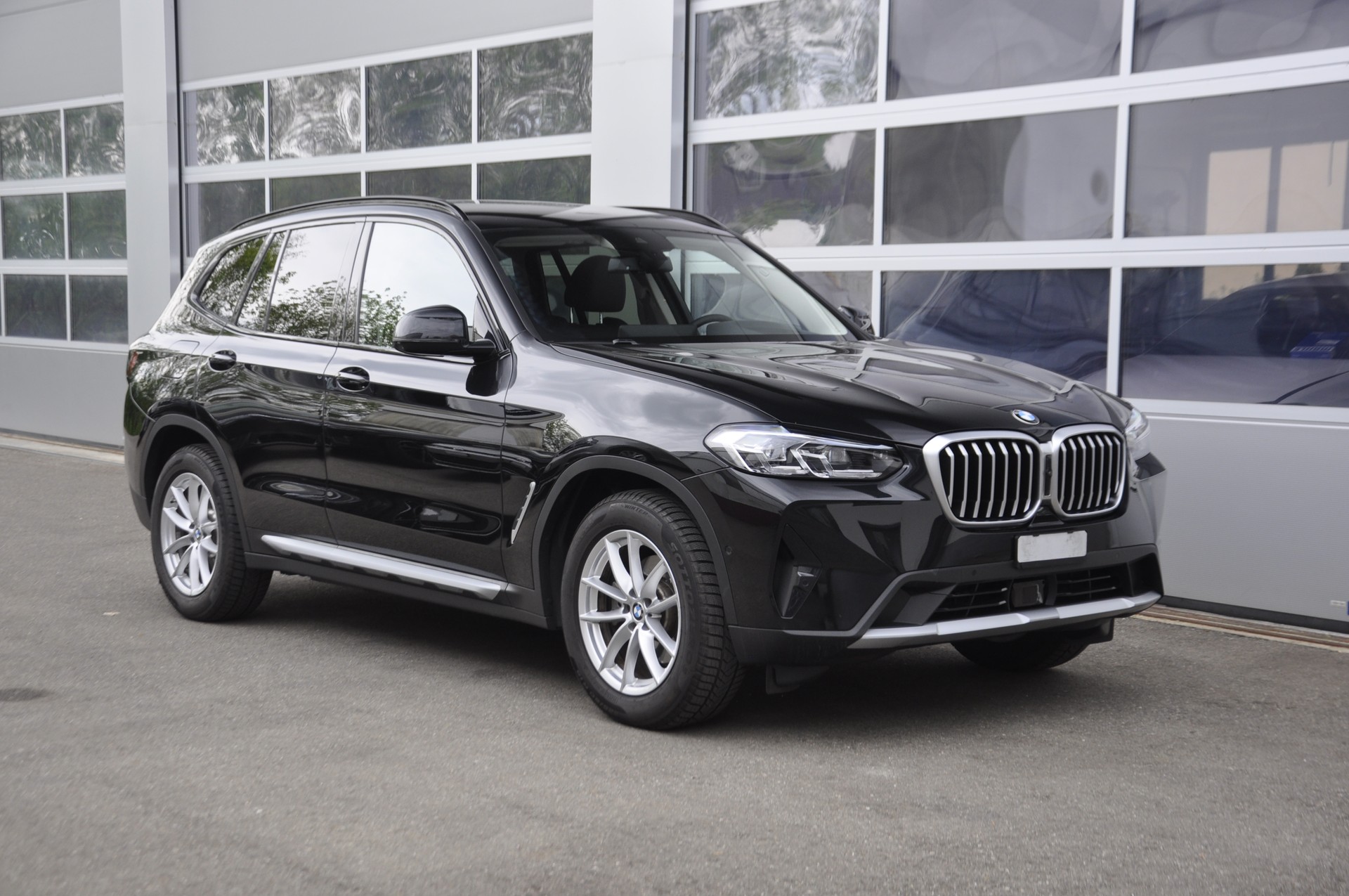 BMW X3 xDrive 20i-image-0