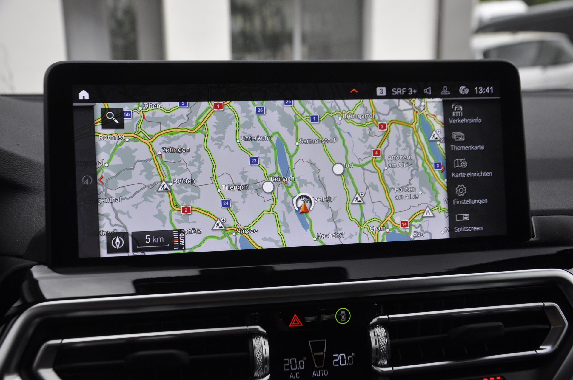 BMW X3 xDrive 20i-image-12