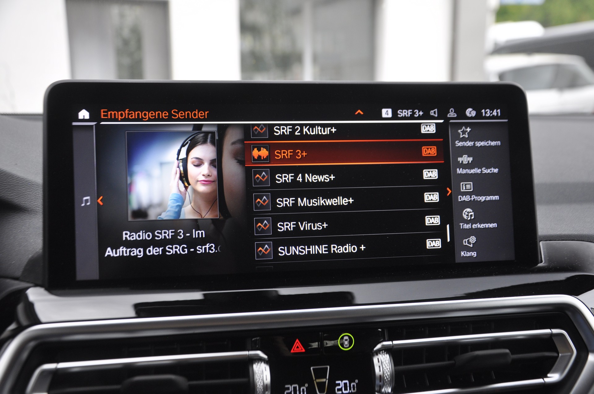 BMW X3 xDrive 20i-image-11