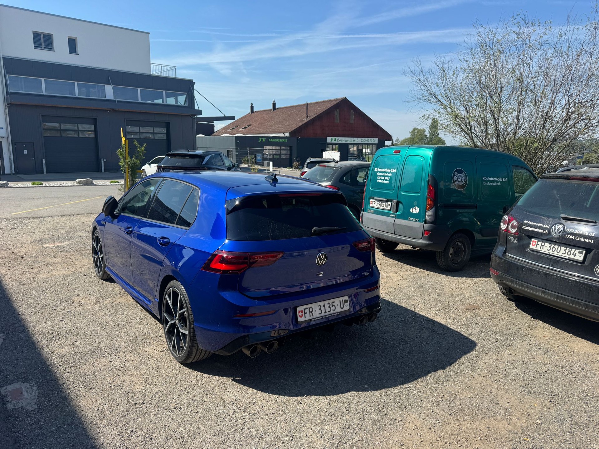VW Golf 2.0 TSI R DSG 4Motion-showroom-element-2