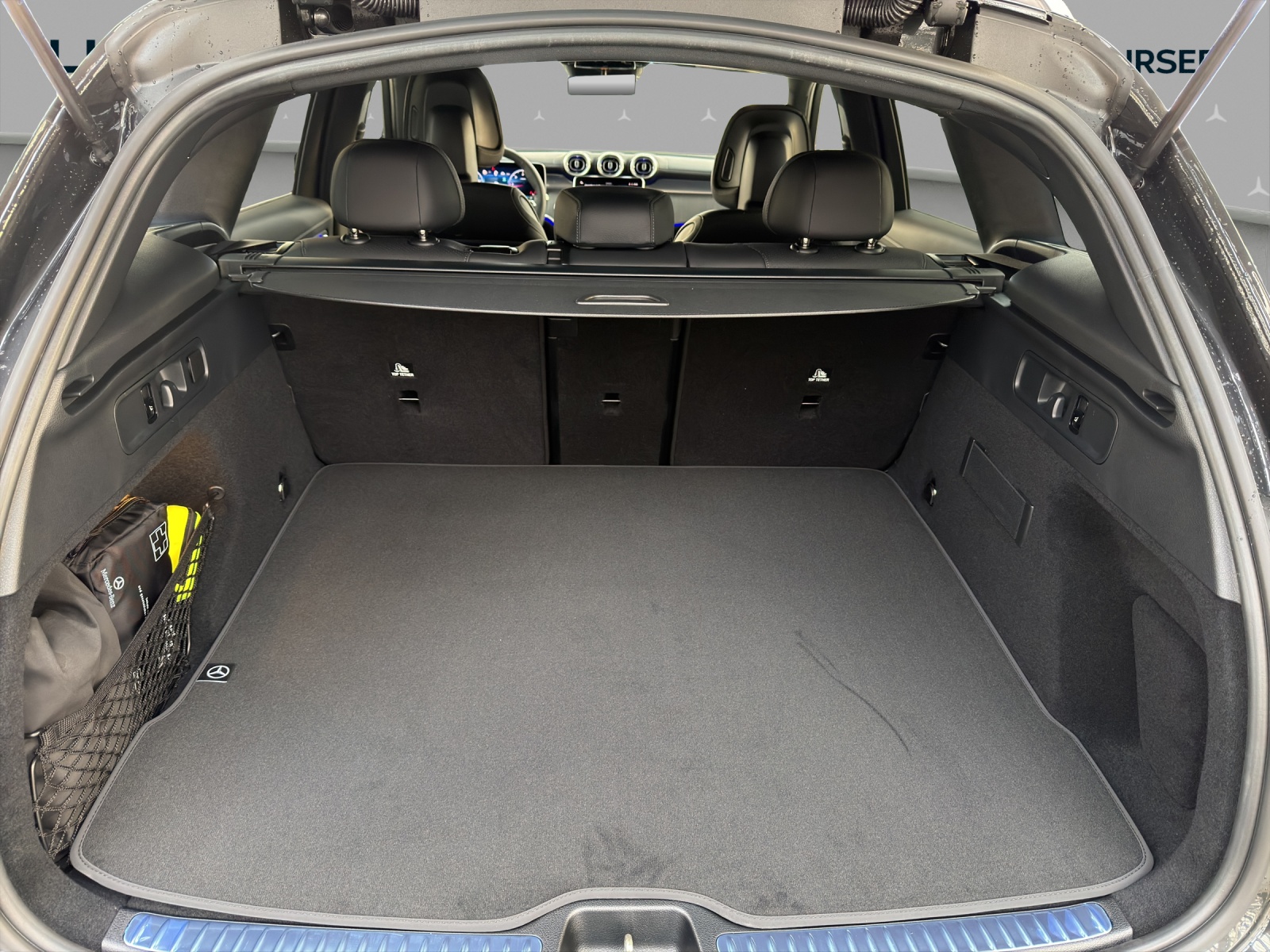 MERCEDES-BENZ GLC 220 d 4Matic 9G-Tronic-image-13