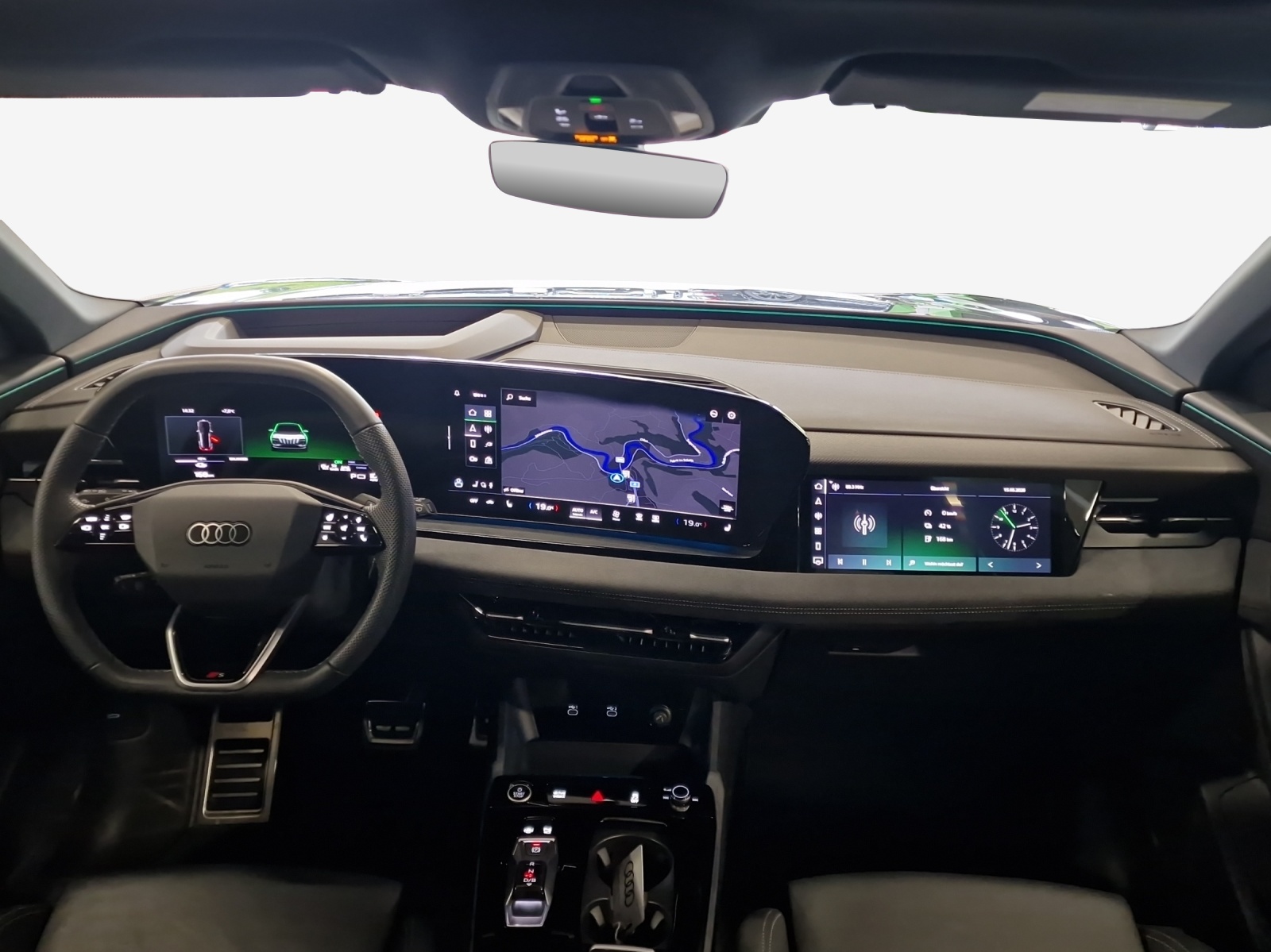 AUDI Q6 e-tron quattro-image-9