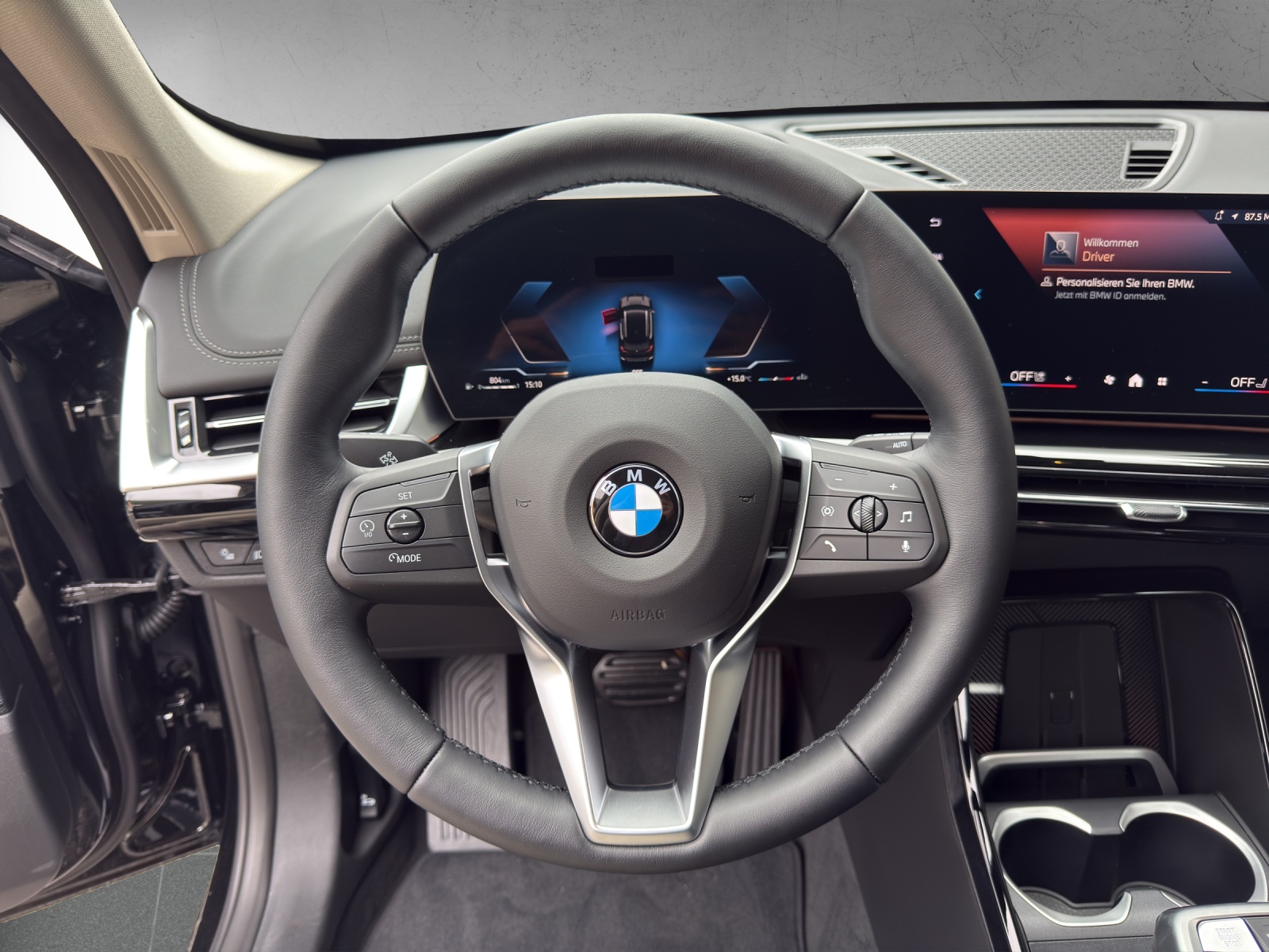 BMW X1 sDrive 18i xLine-image-12