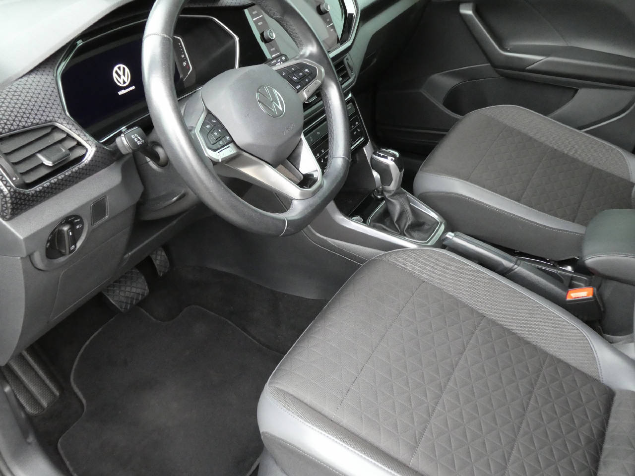 VW T-Cross 1.0 TSI 110 Style DSG-image-9