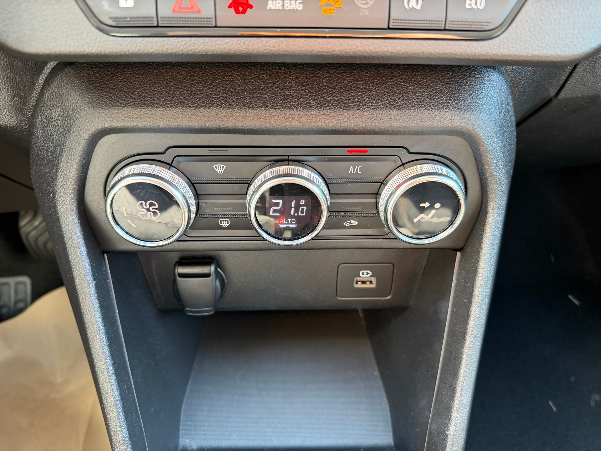 DACIA Sandero Stepway TCe 90 Comfort-image-9