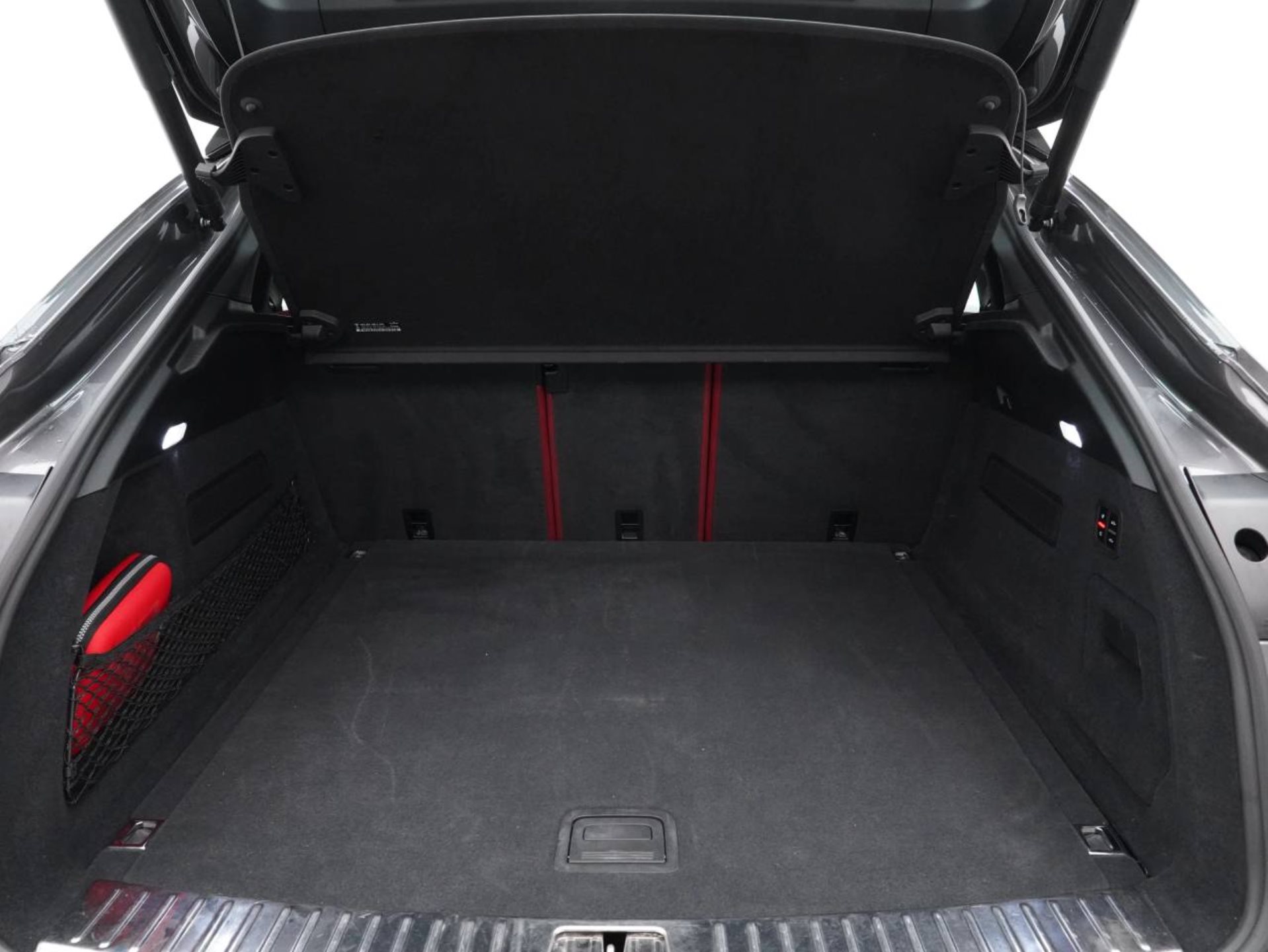 PORSCHE Cayenne E-Hybrid Coupé-image-28