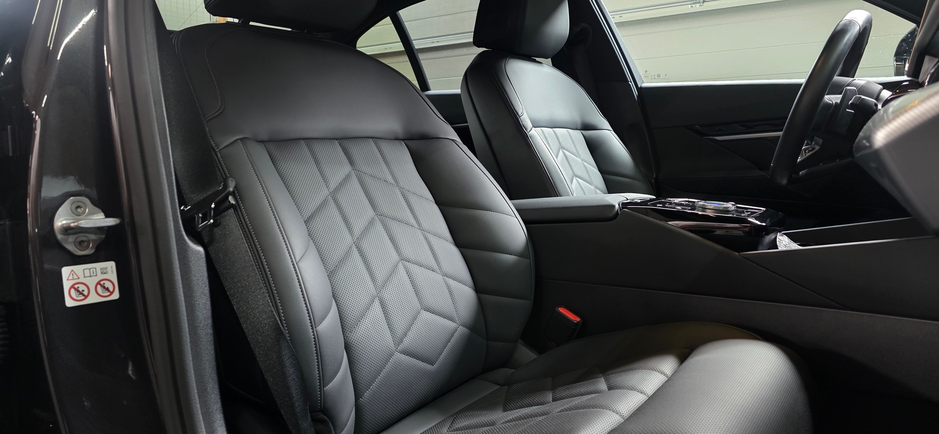 BMW 520i 48V M Sport Steptronic-image-26