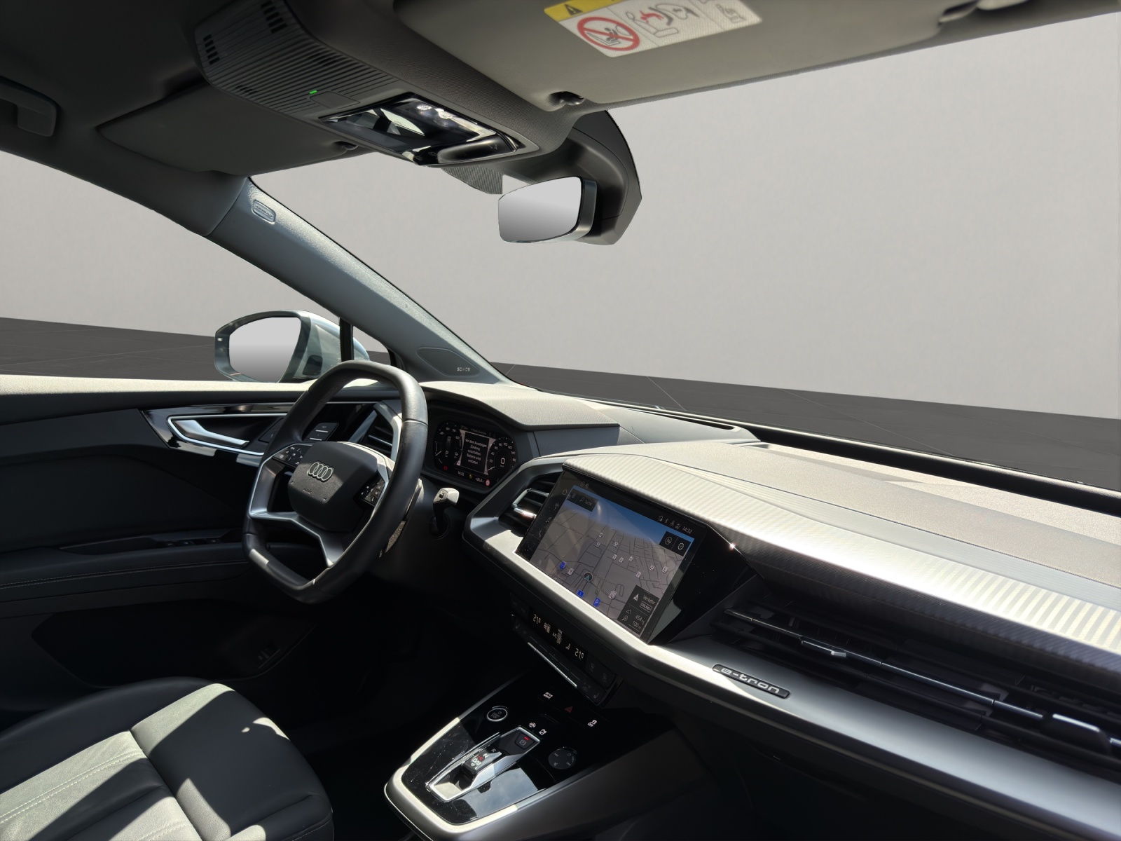 AUDI Q4 e-tron 50 quattro-image-9