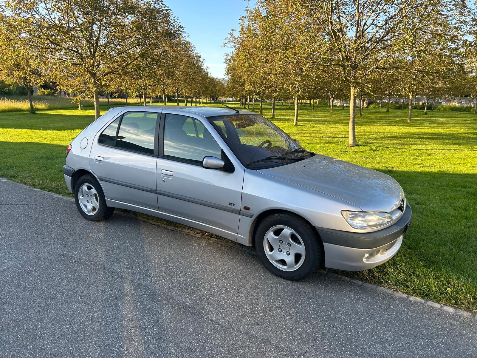 PEUGEOT 306 1.8 XT A-image-1