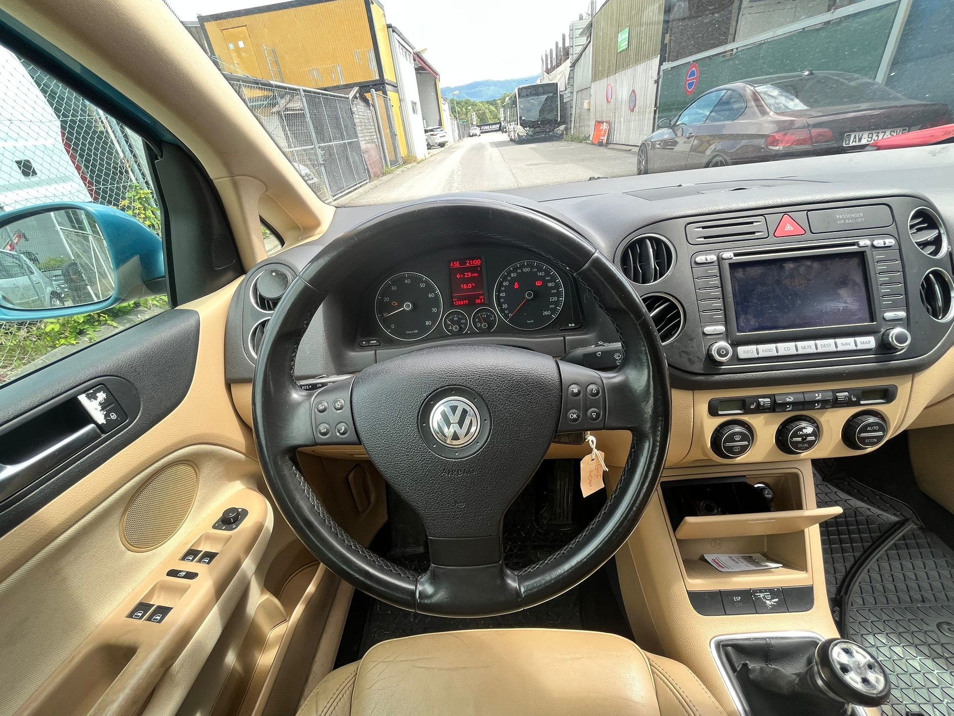 VW Golf Plus 1.4 TSI Sportline-image-12