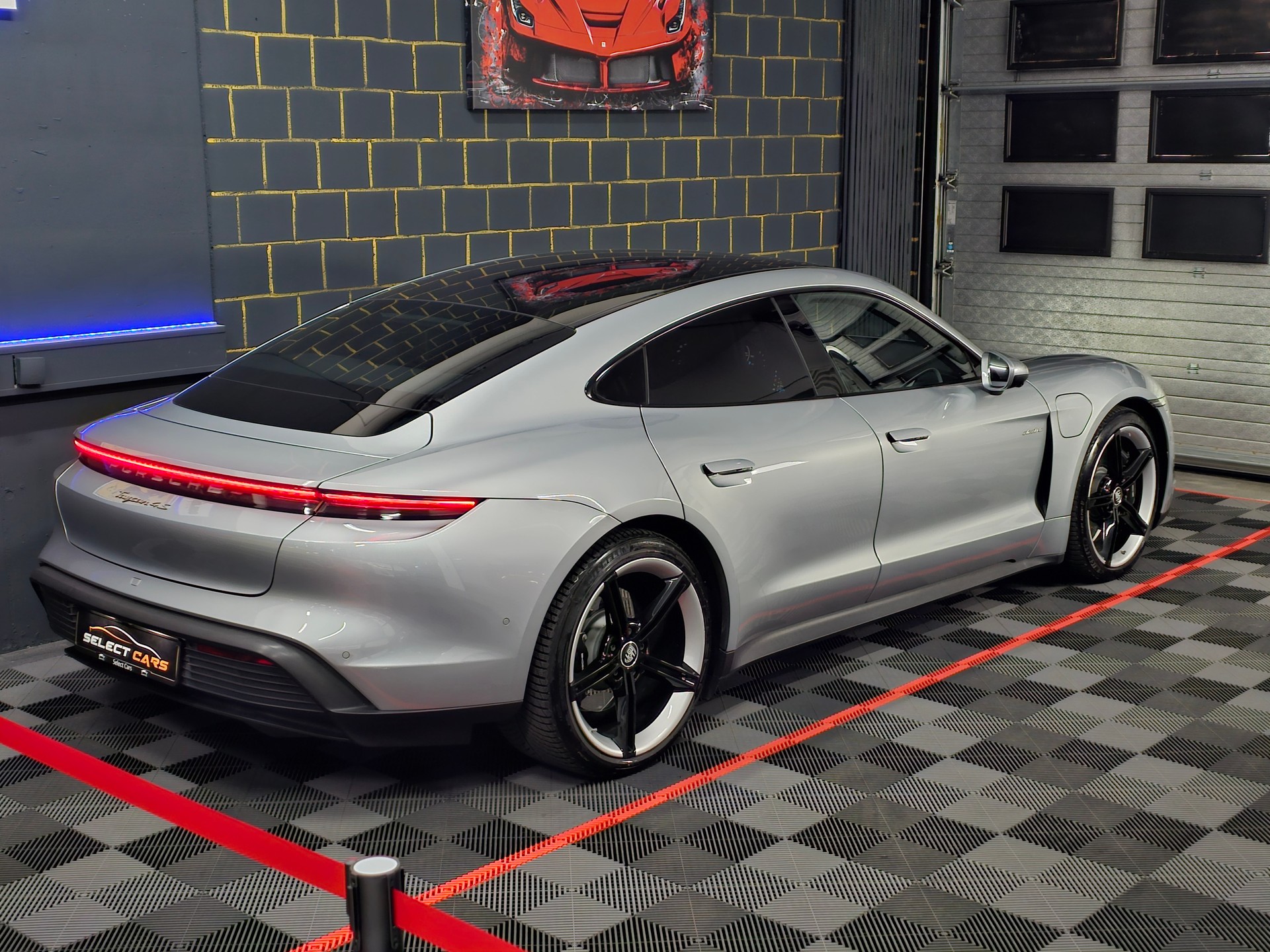PORSCHE Taycan 4S-image-2
