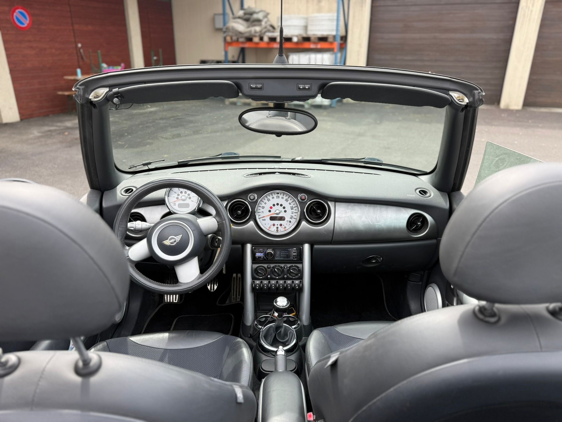 MINI Cooper S Cabriolet-image-8