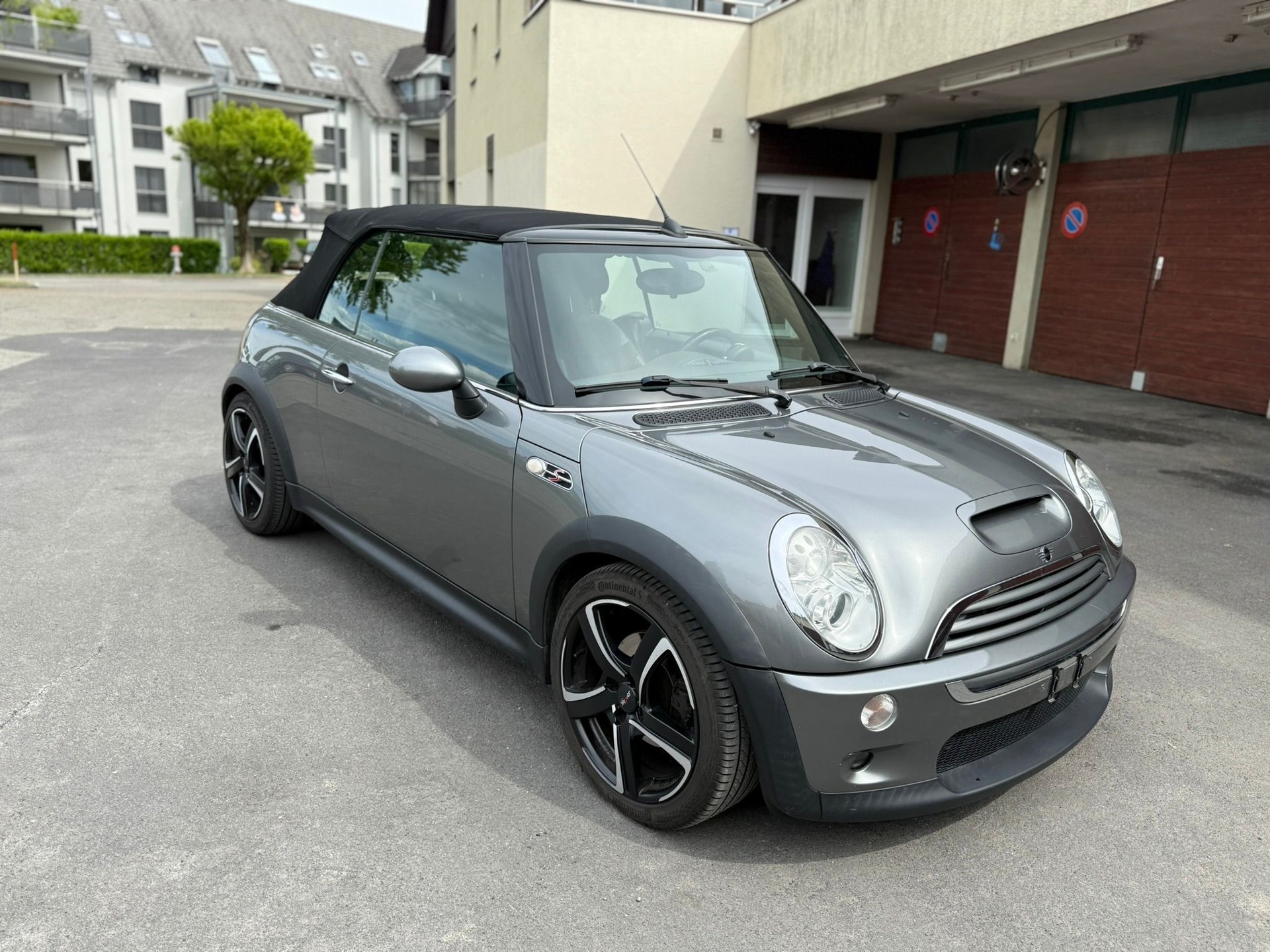 MINI Cooper S Cabriolet-showroom-element-3