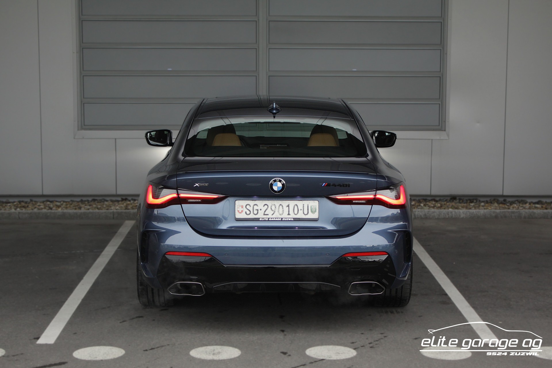 BMW M440i xDrive 48V Coupé Steptronic-image-3