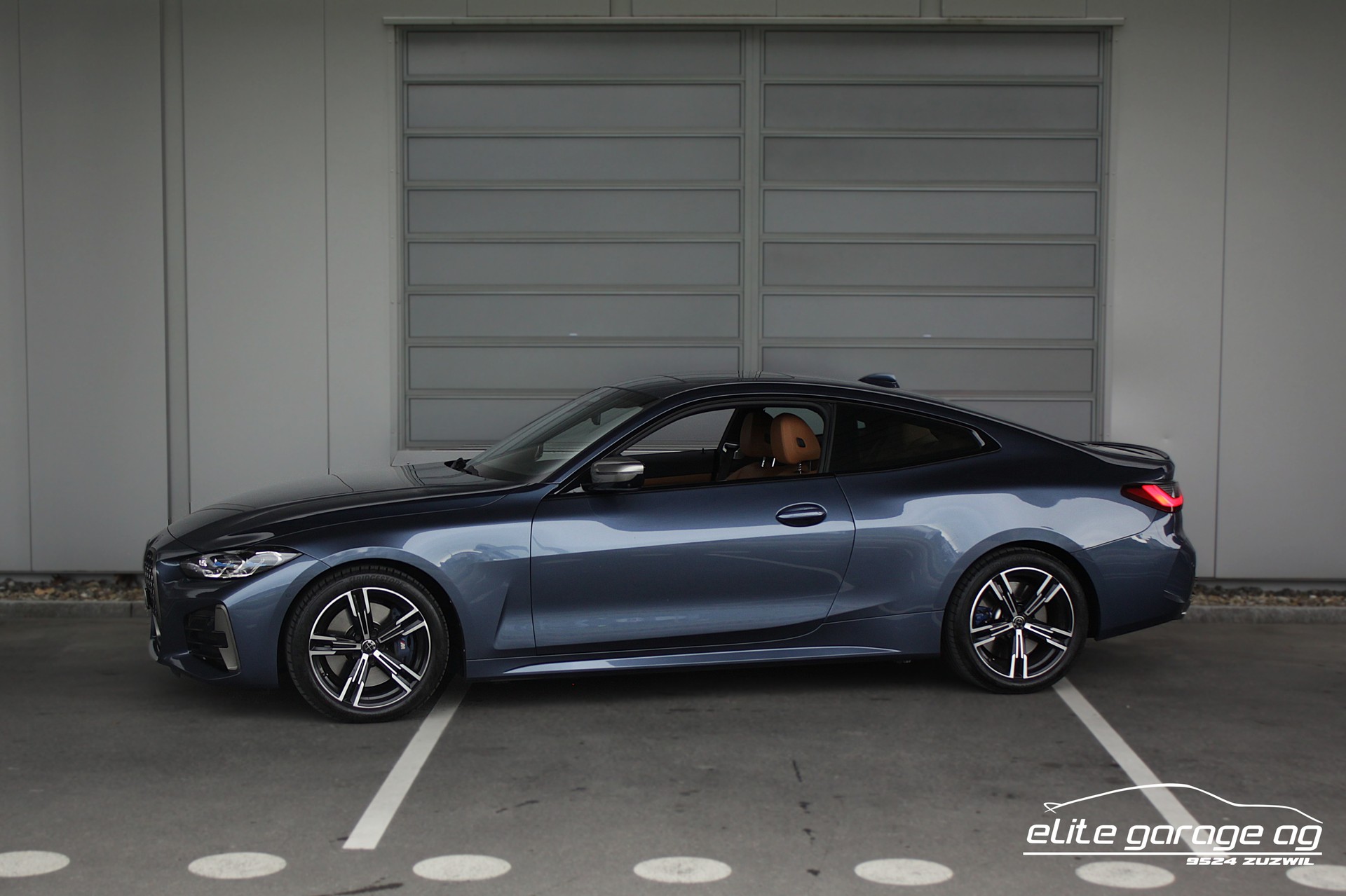 BMW M440i xDrive 48V Coupé Steptronic-image-0