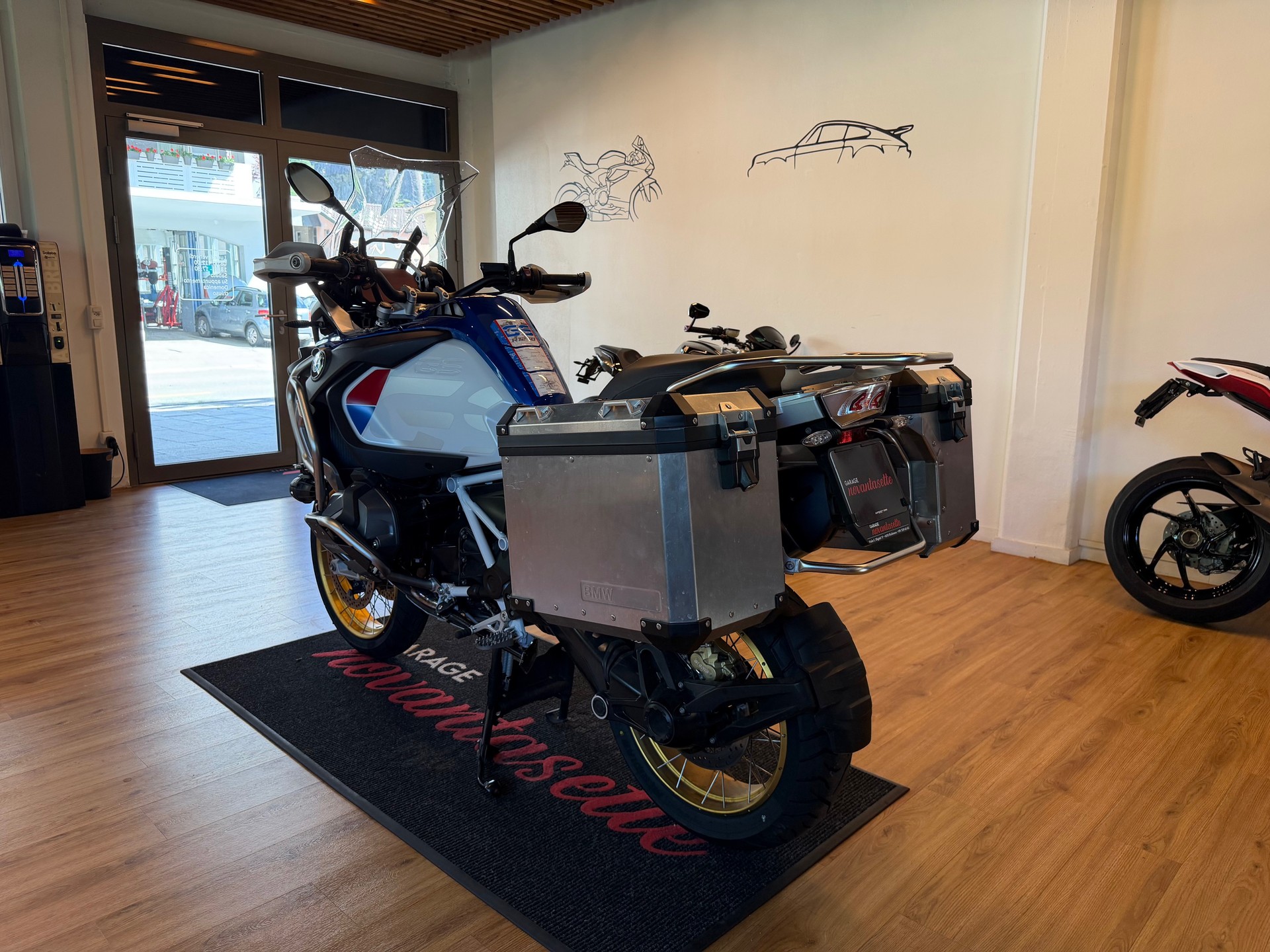 BMW R 1250 GS Adventure ABS-image-4
