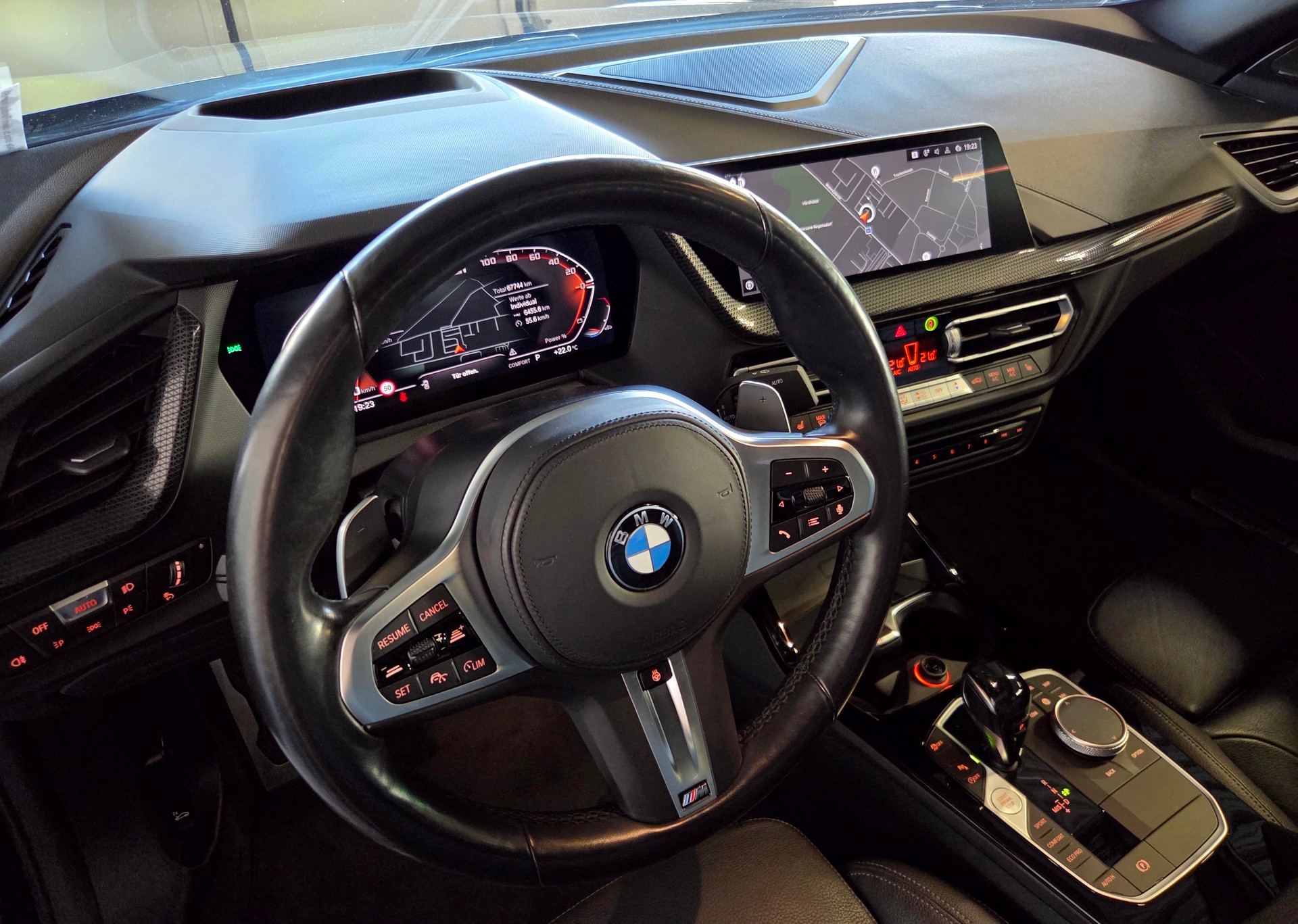 BMW M235i xDrive Gran Coupé-image-12