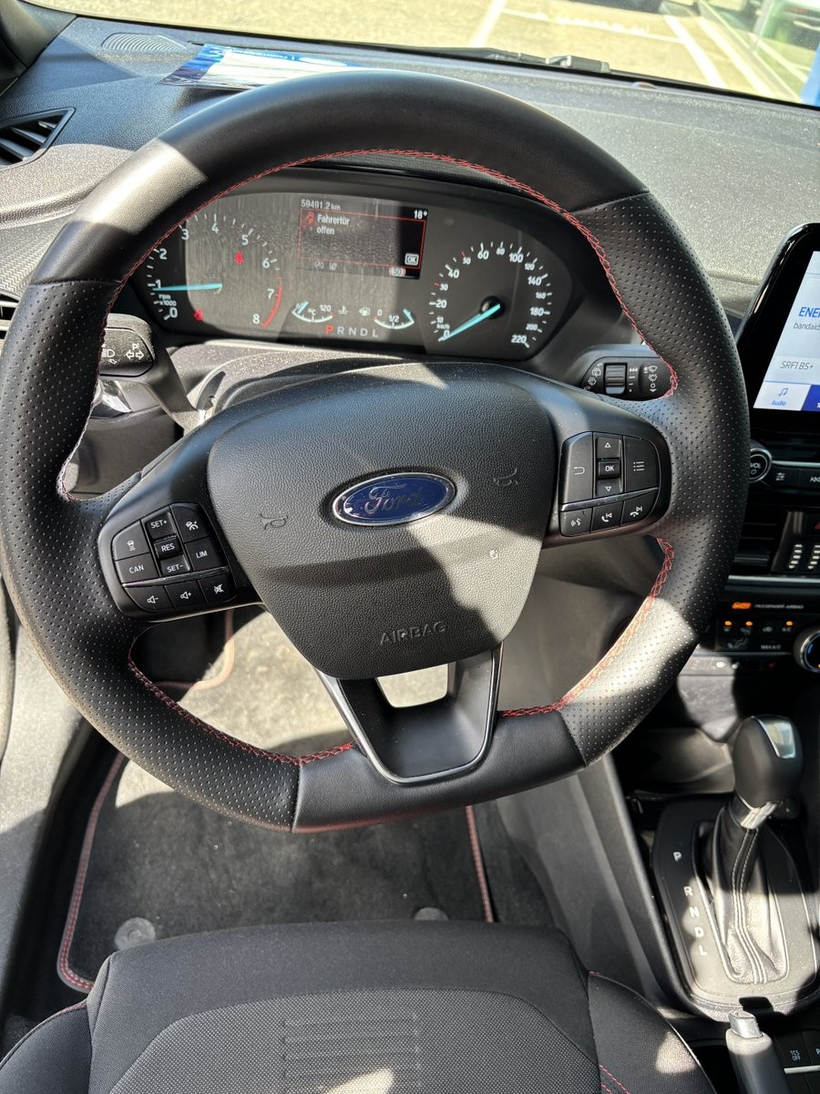 FORD Fiesta 1.0 EcoB Hybrid ST-Line X-image-4