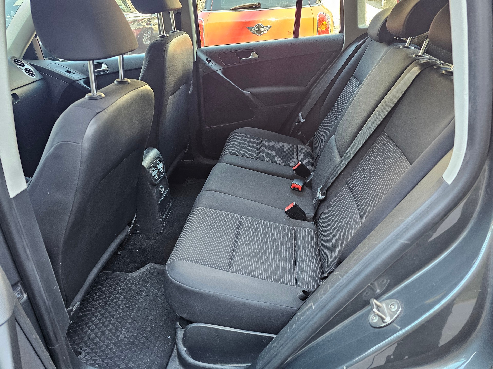 VW Tiguan 2.0 TDI BlueMotion Track&Field 4Motion-image-8