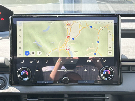 TOYOTA bZ4X Tour. Prem. 74.7 AWD-image-9