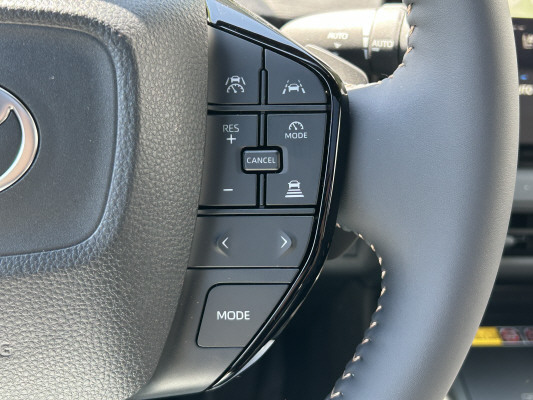 TOYOTA bZ4X Tour. Prem. 74.7 AWD-image-13