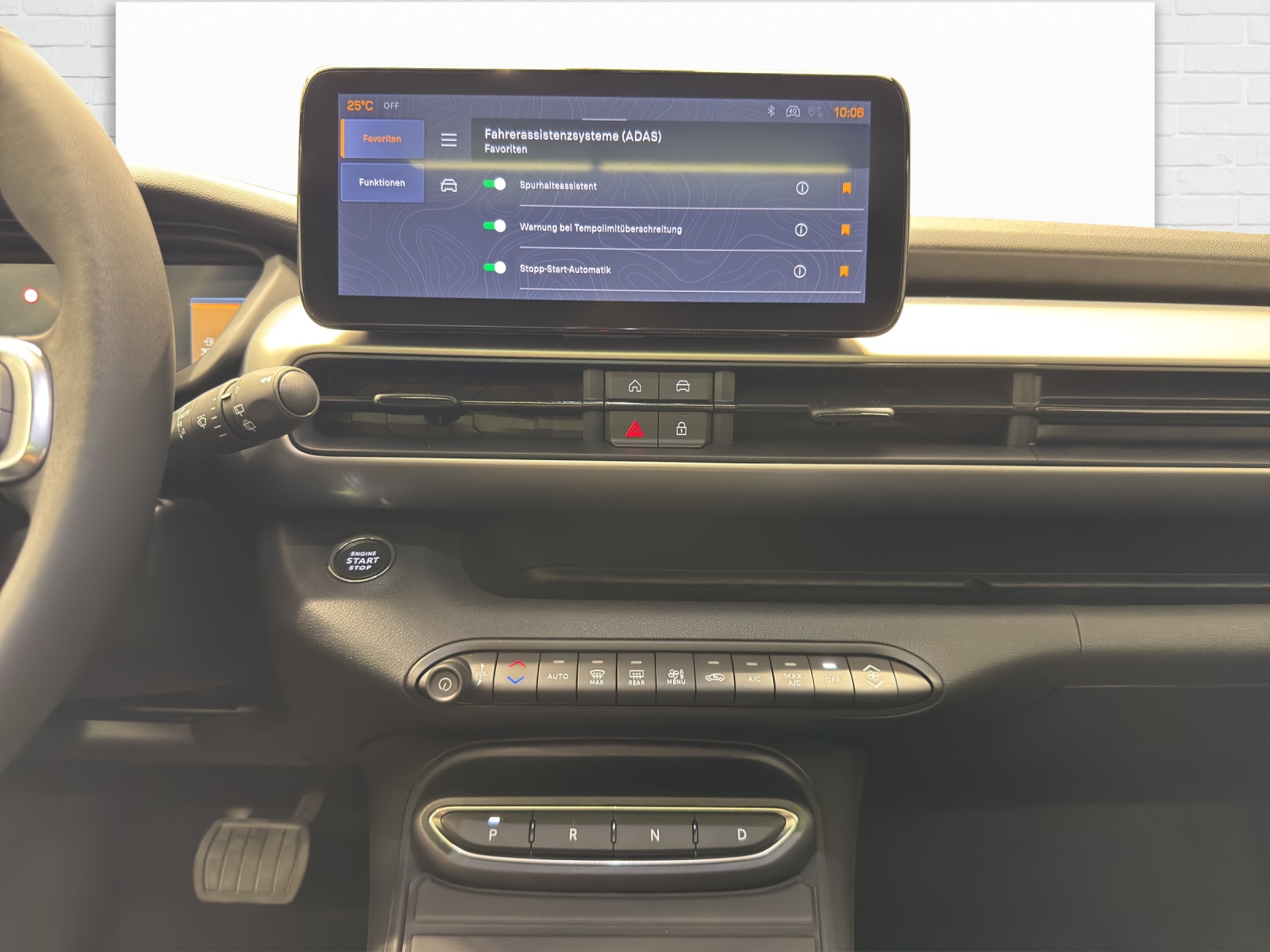 JEEP Avenger 1.2 MHEV Black Edition & Sky-image-8